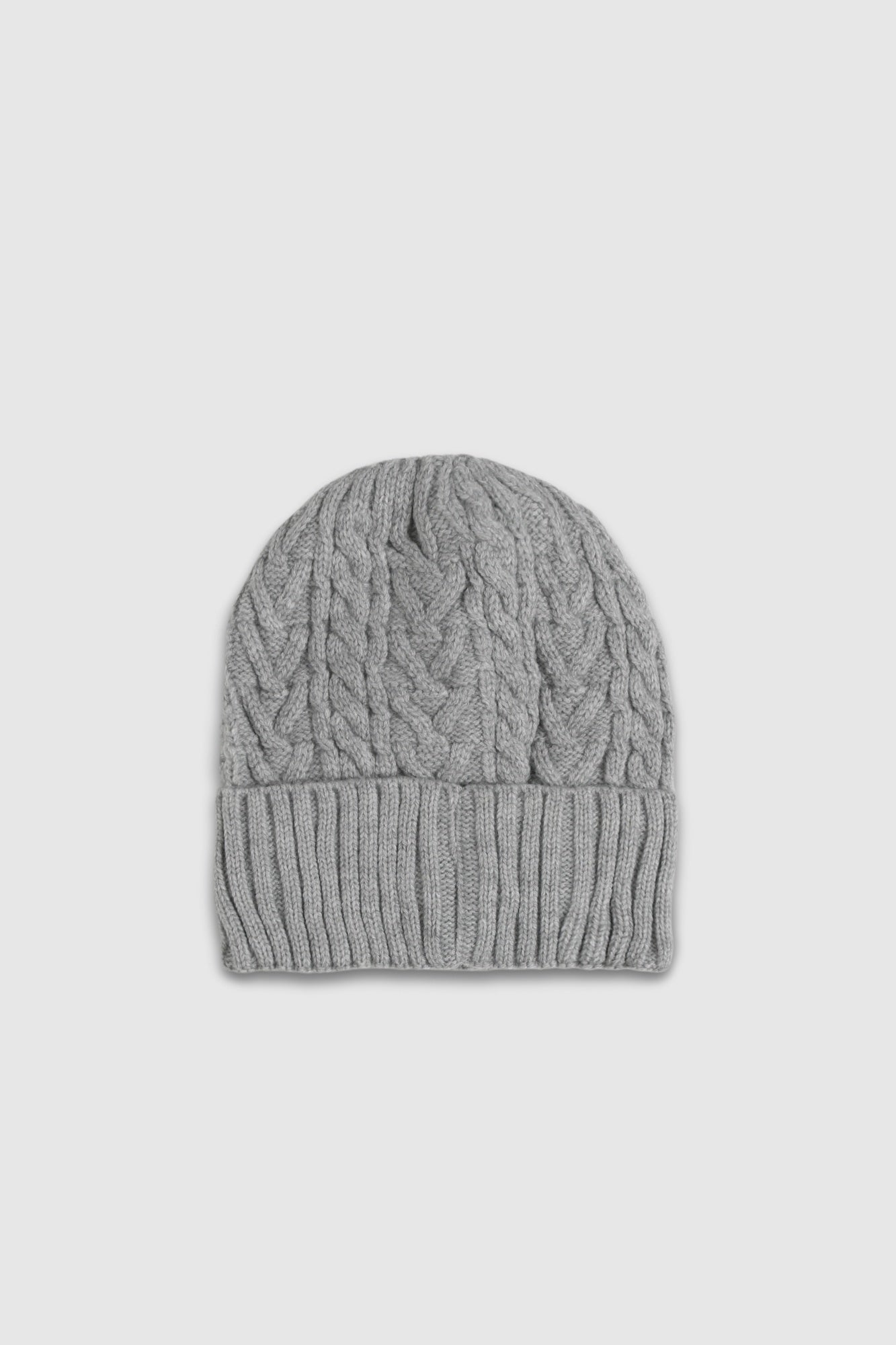 GORRO  TRENZADO