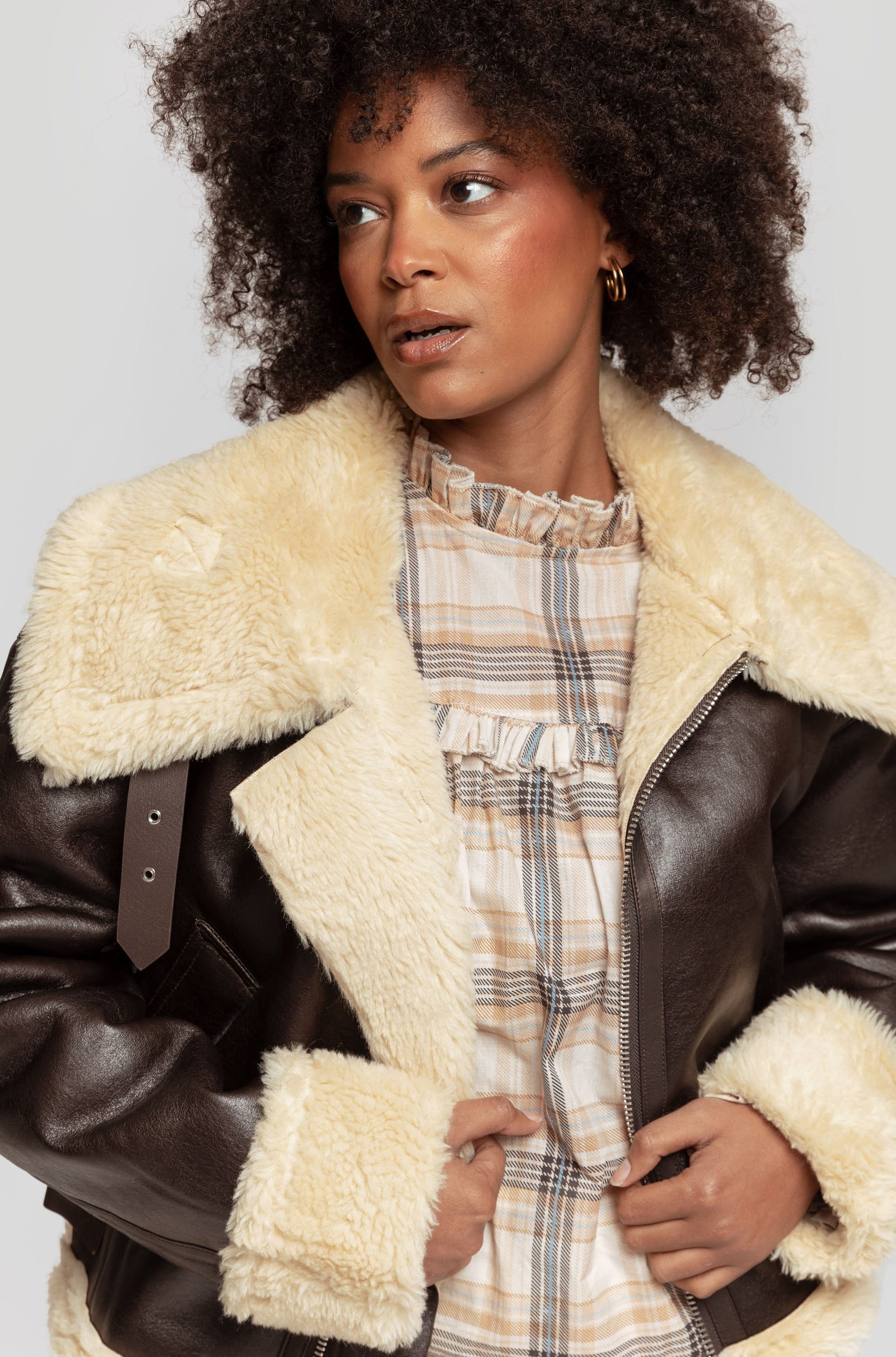 CHAQUETA VICTORIA BORREGUITO