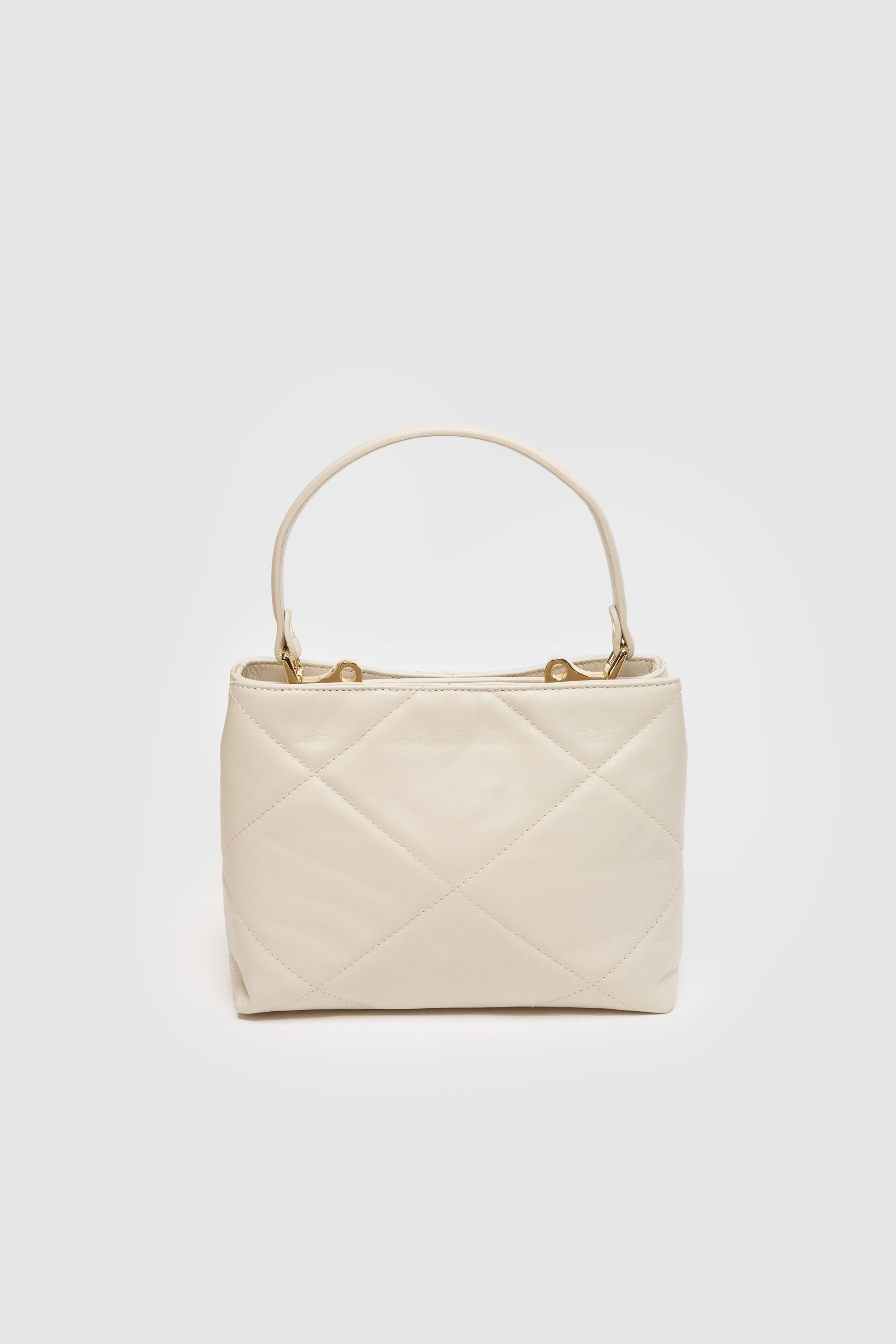 BOLSO  TACHUELAS