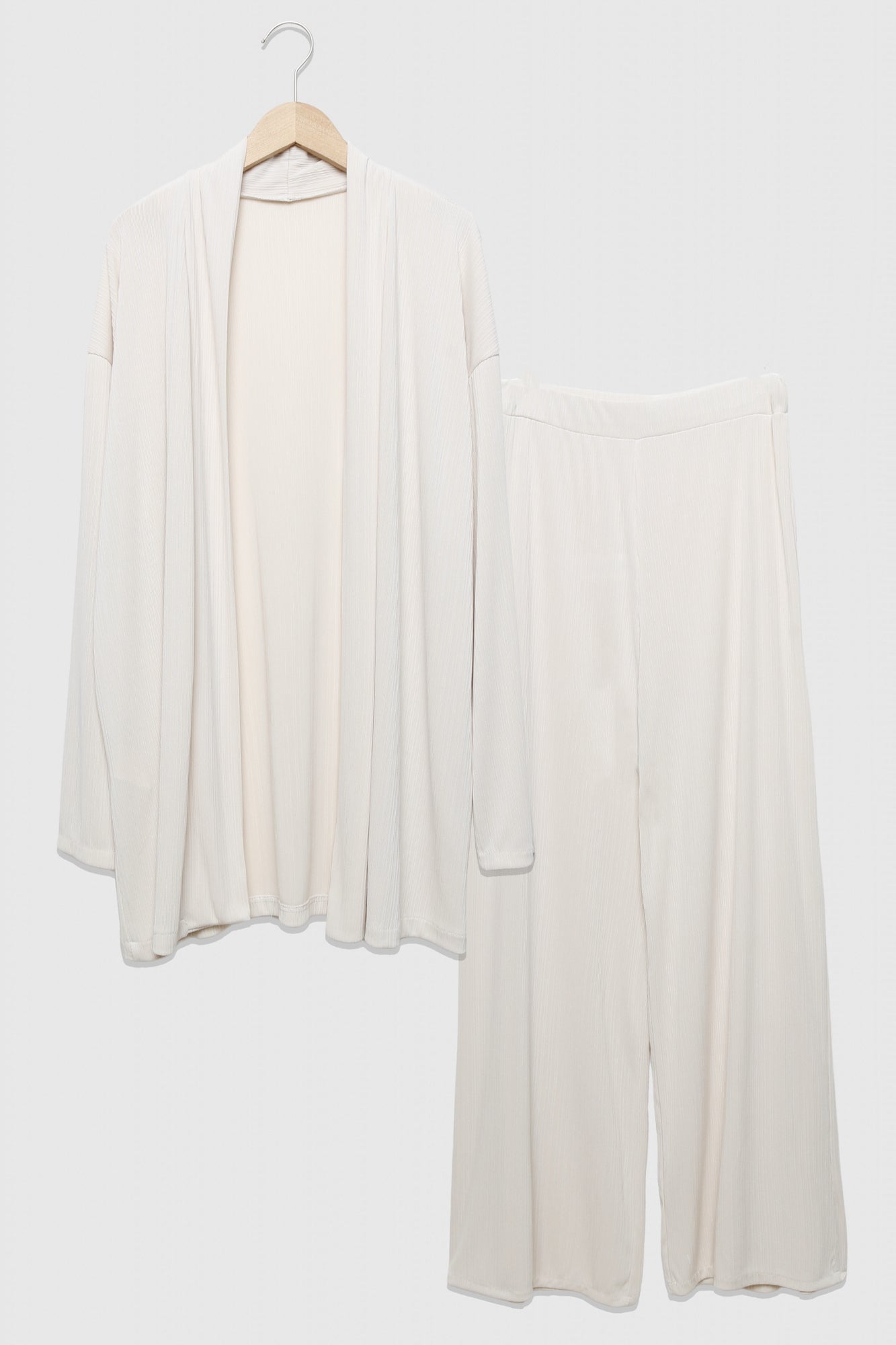 CONJUNTO  CURVE KIMONO VICTORIA