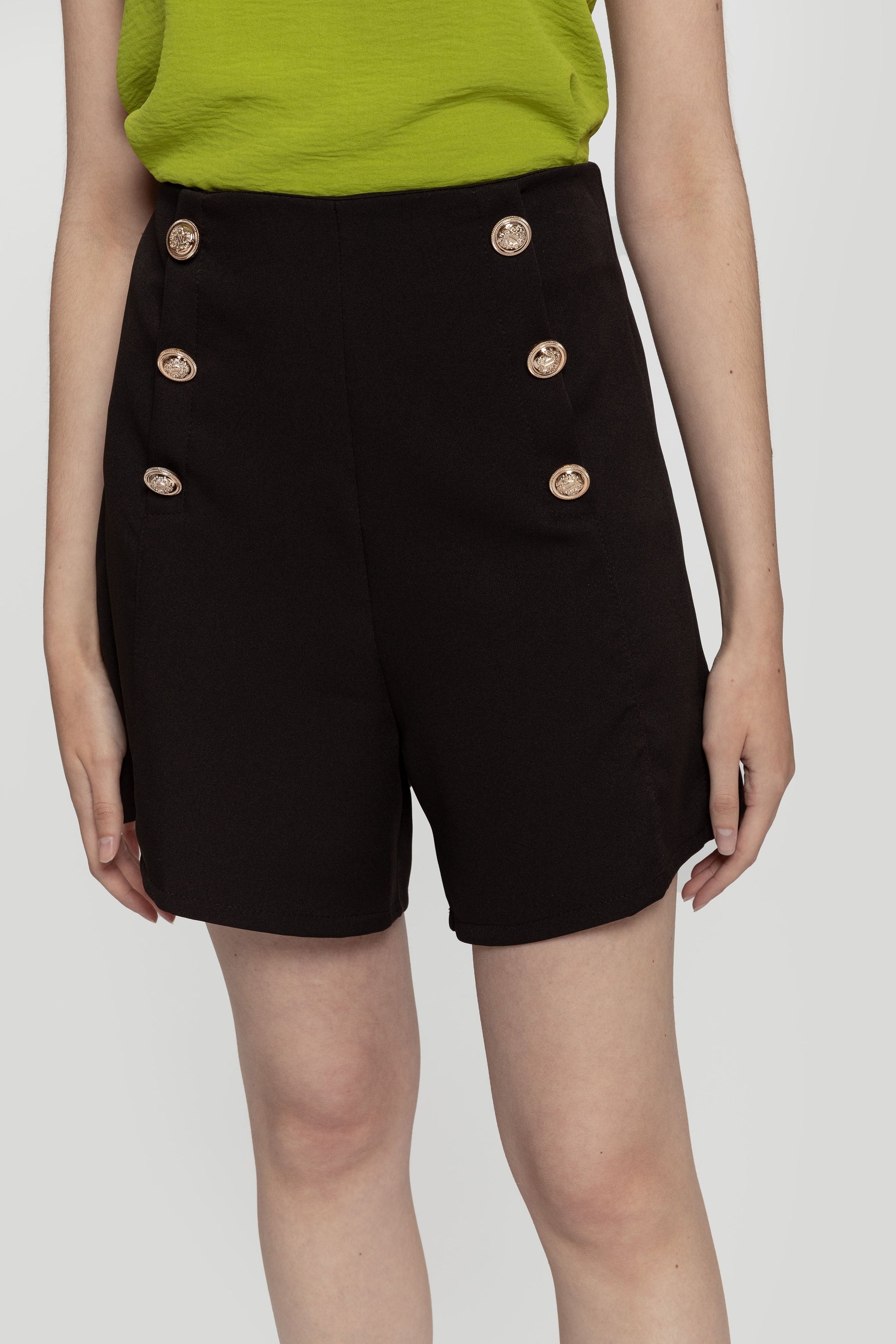 SHORTS  BOTONES