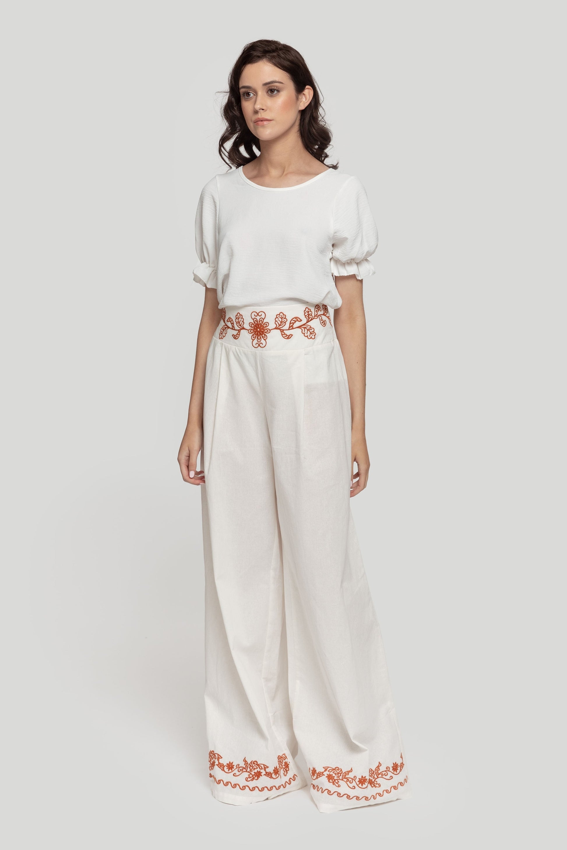 PANTALON  BORDADOS