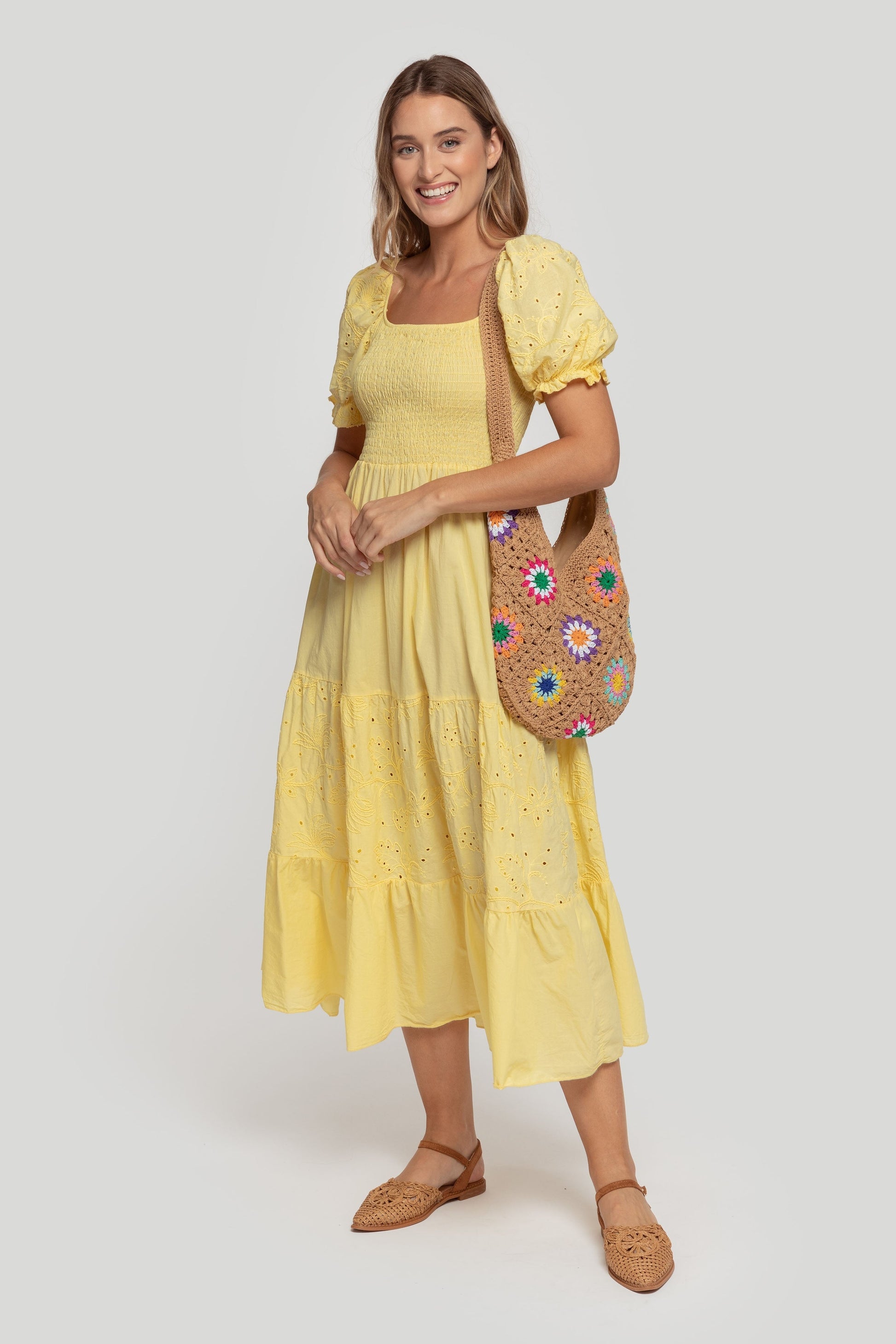 VESTIDO  BORDADOS