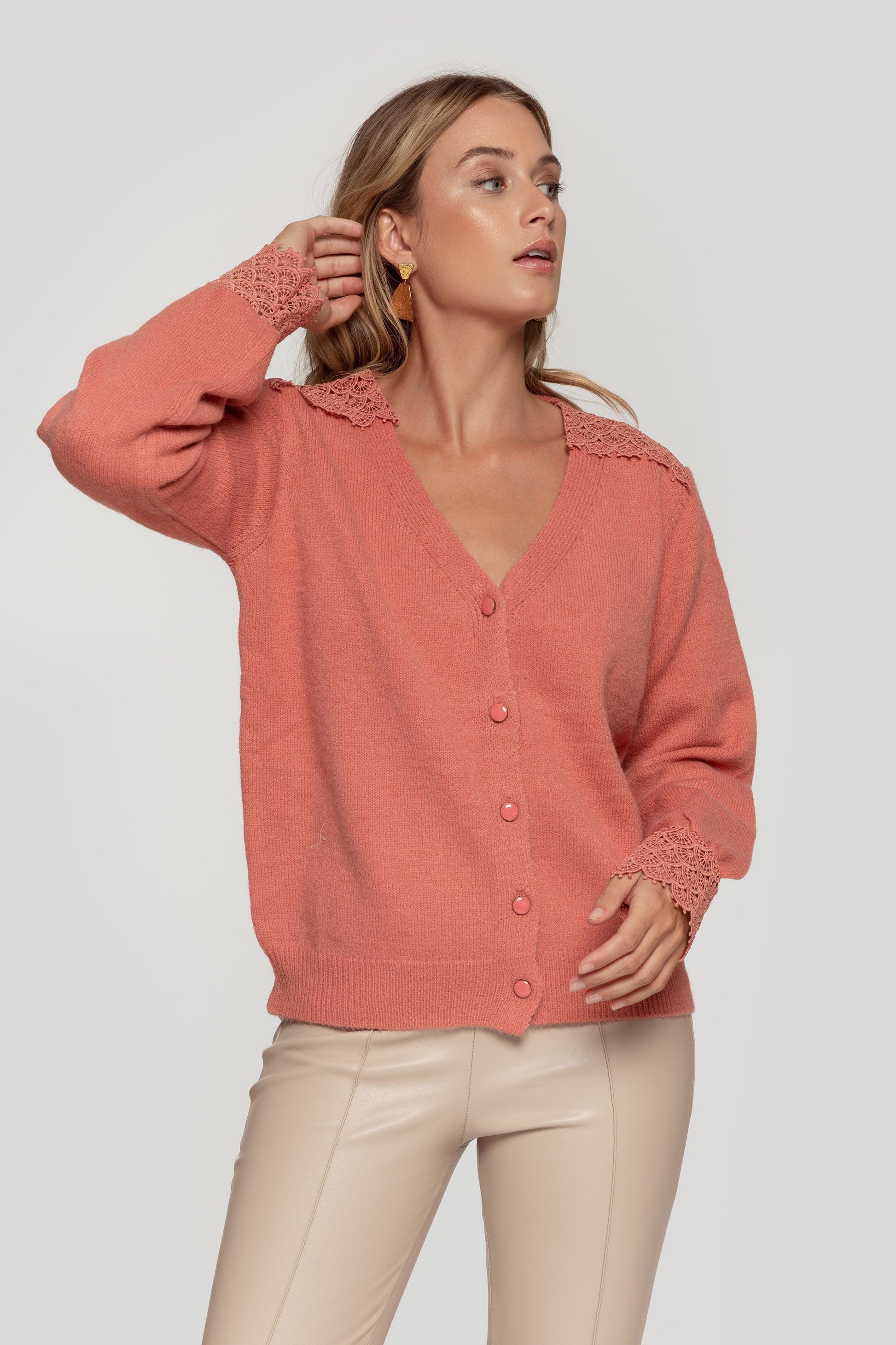 CARDIGAN  DETALLES