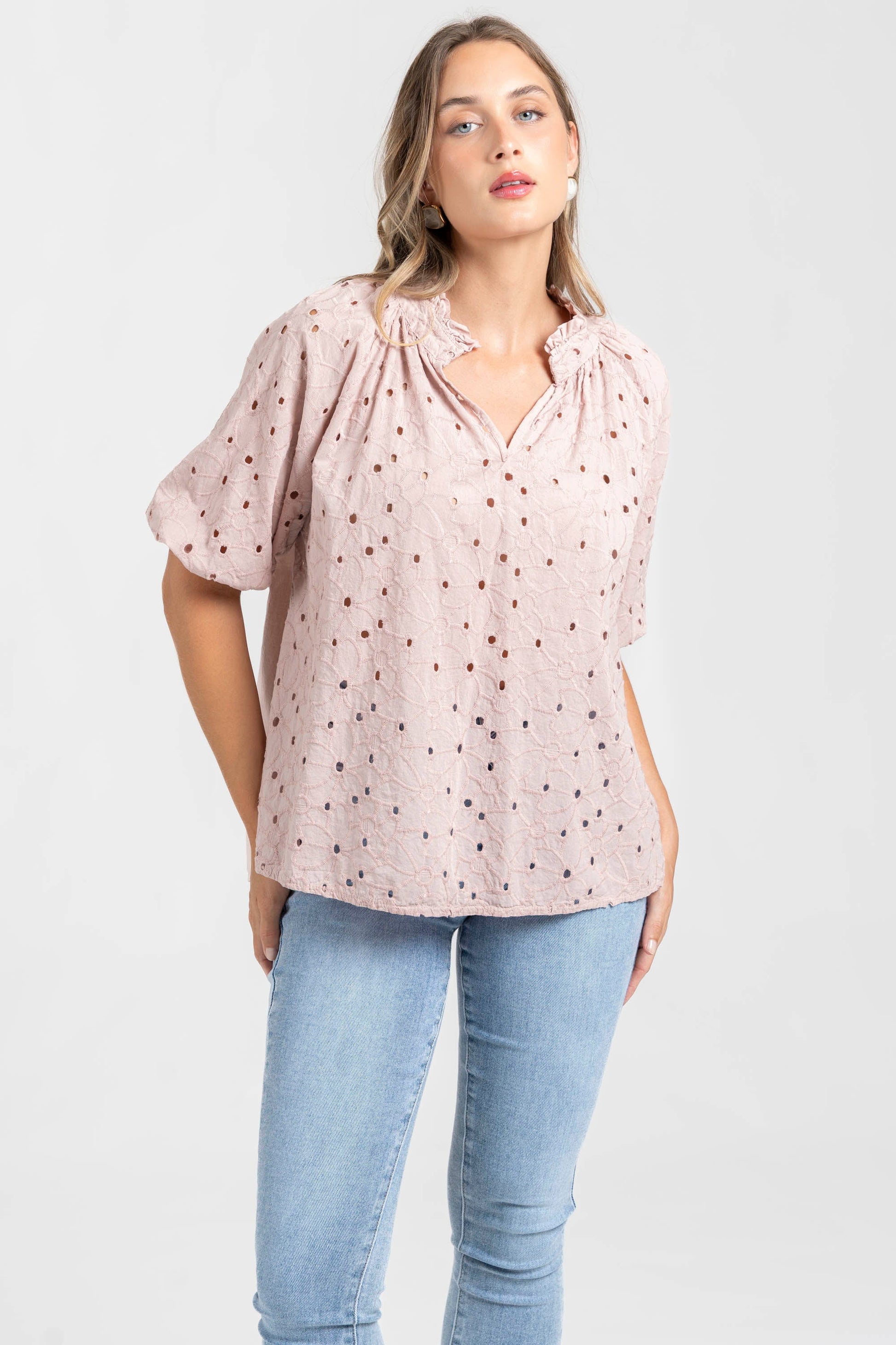 BLUSA  BORDADOS