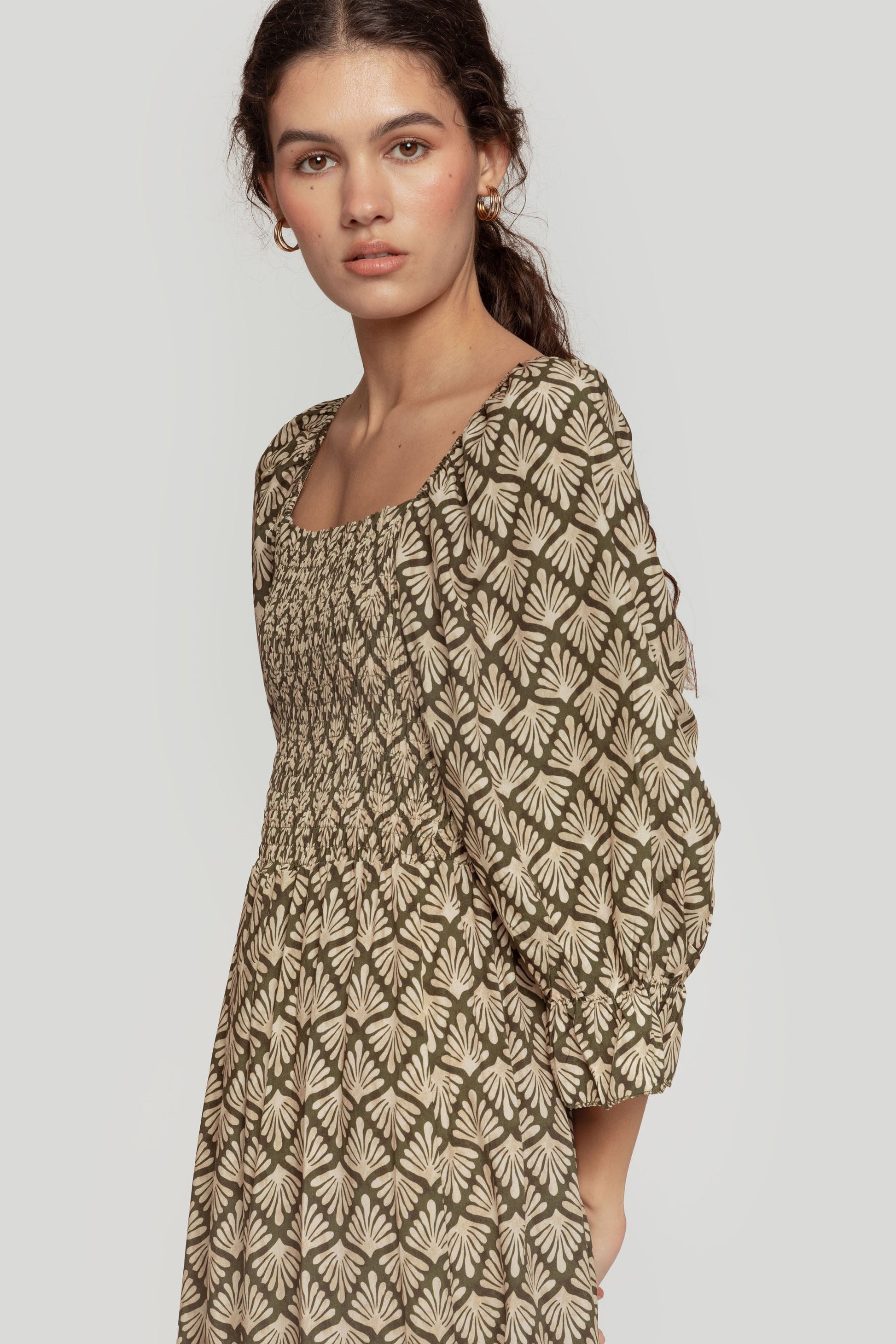 VESTIDO  OFF SHOULDER