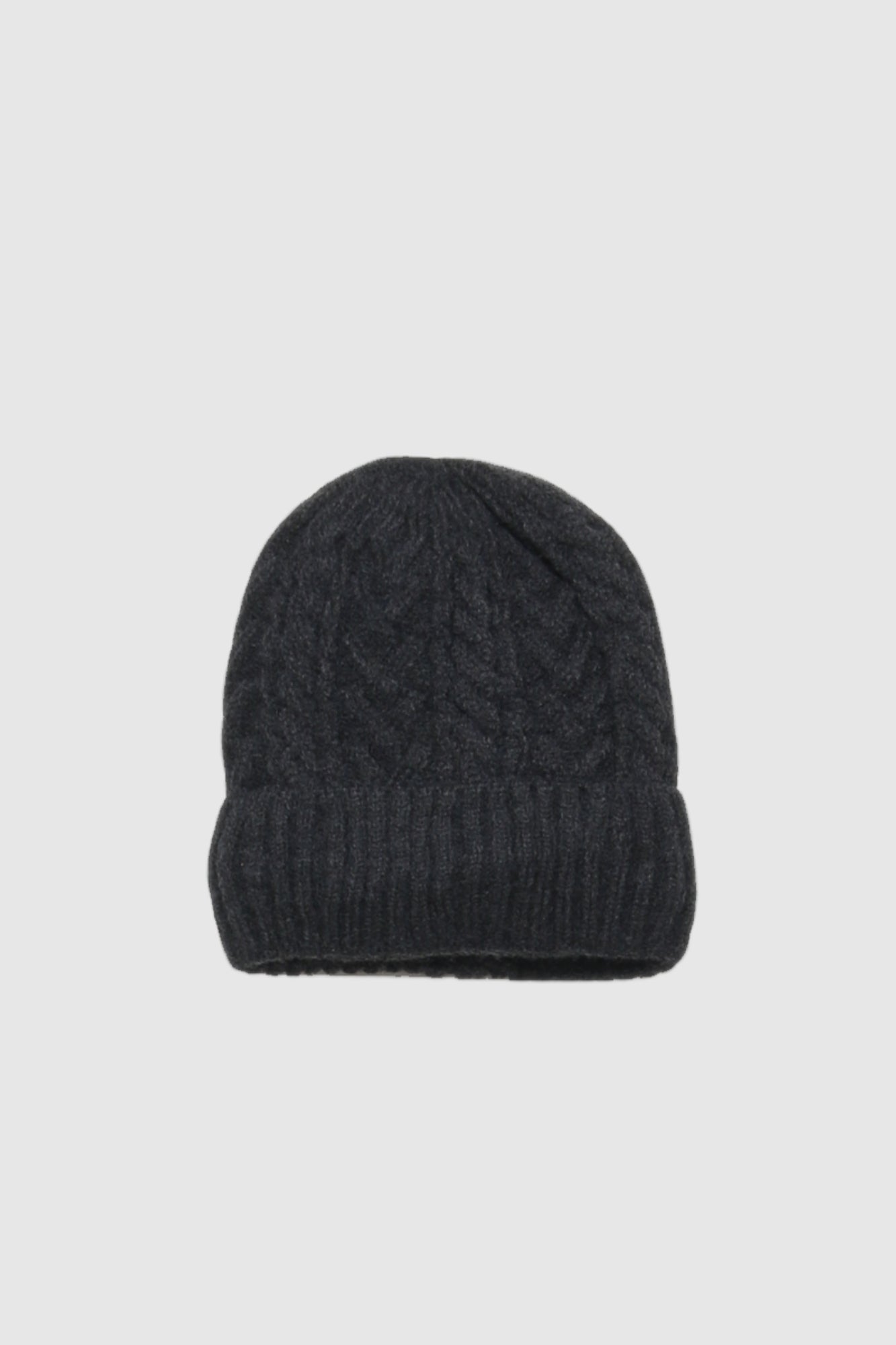 GORRO  TRENZADO