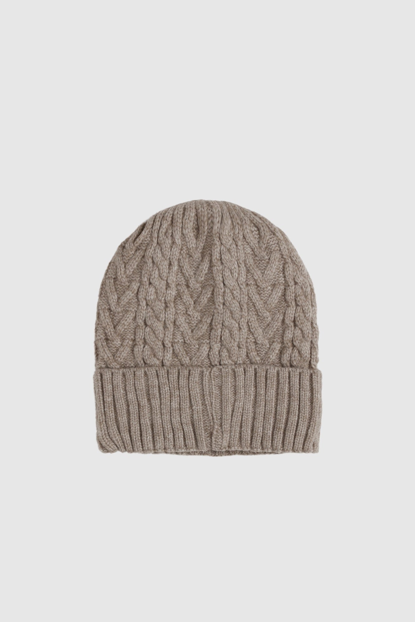 GORRO  TRENZADO