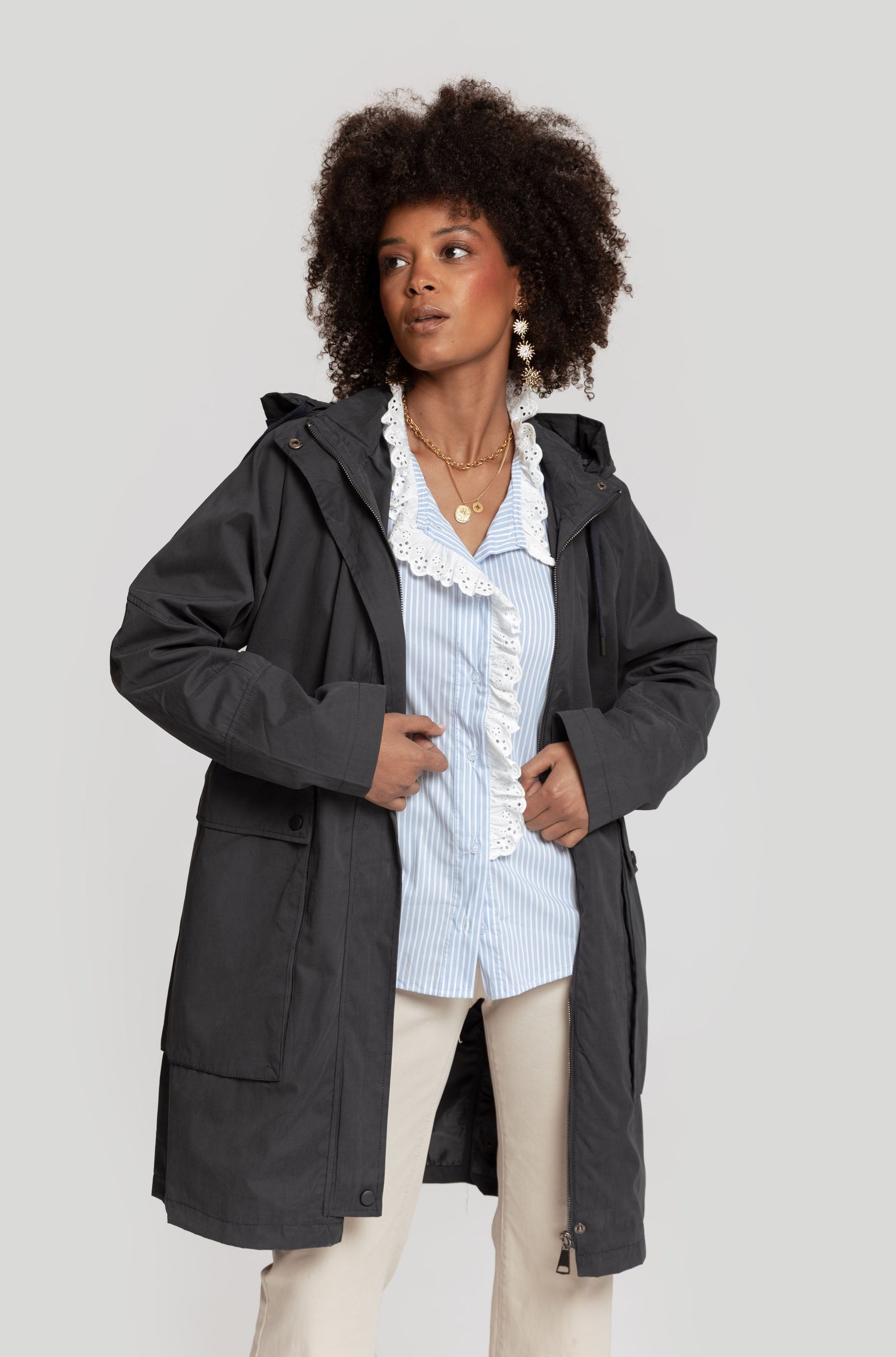 TRENCH  CAPUCHA