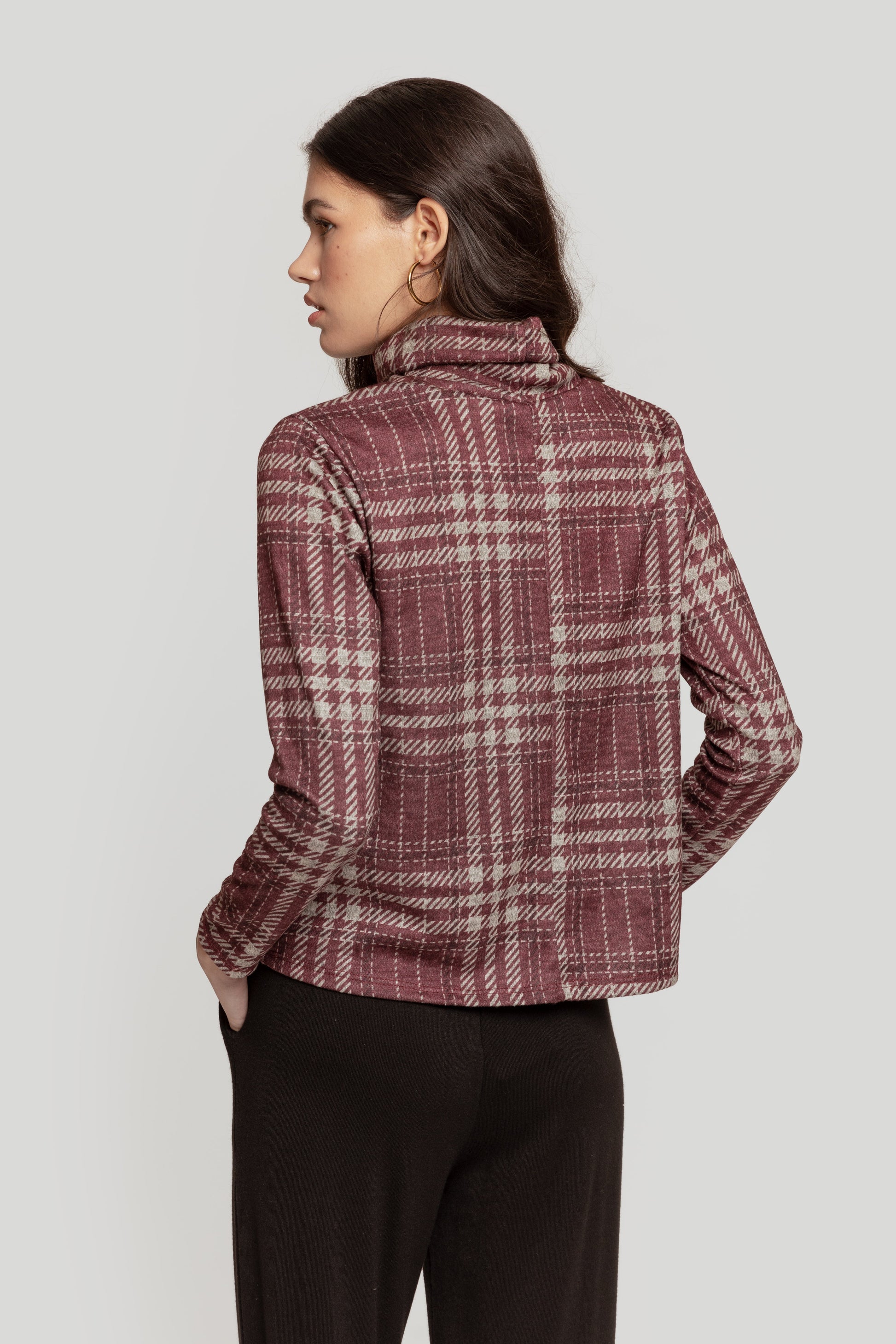 JERSEY  CUELLO VUELTO