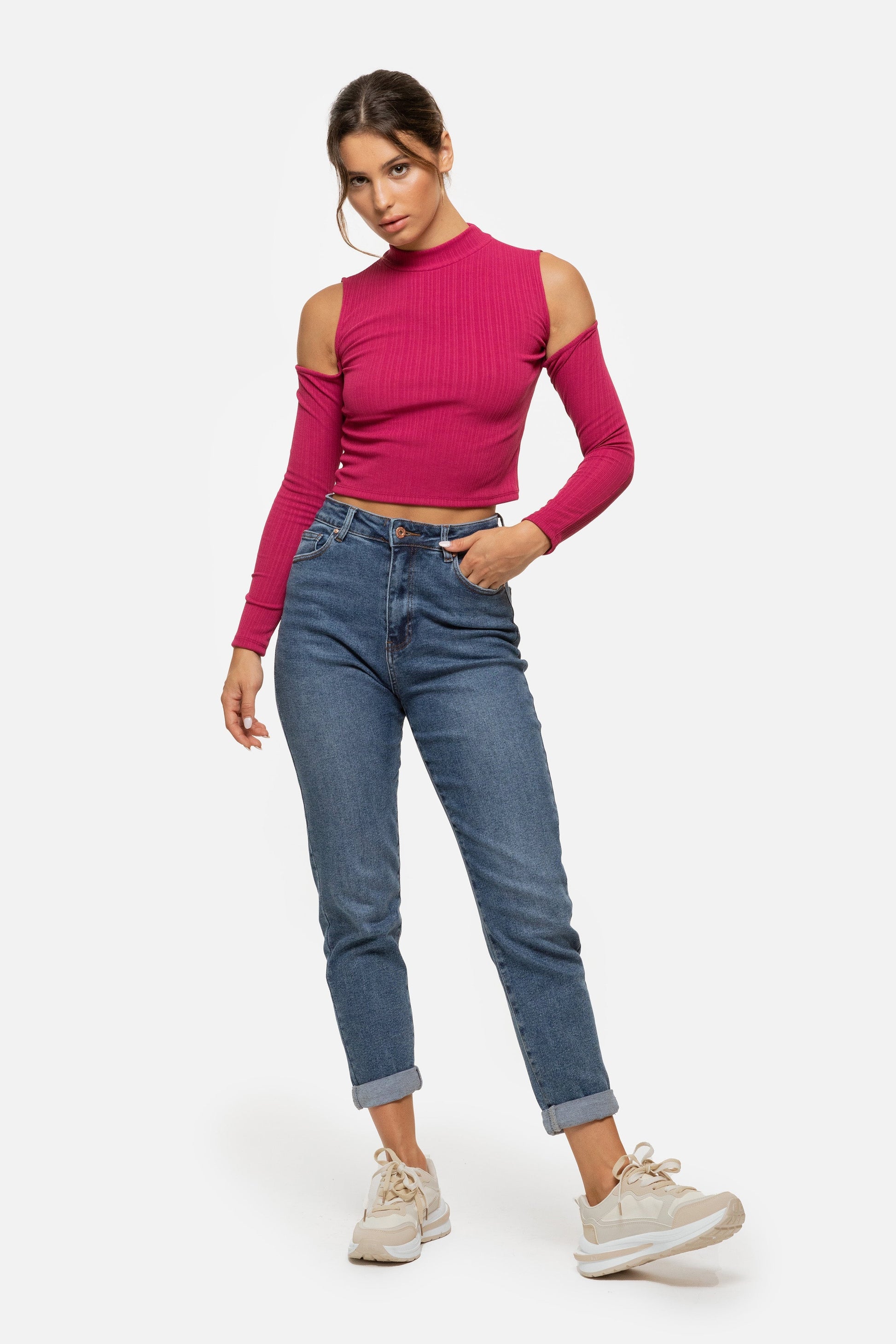 TOP  CUT OUT