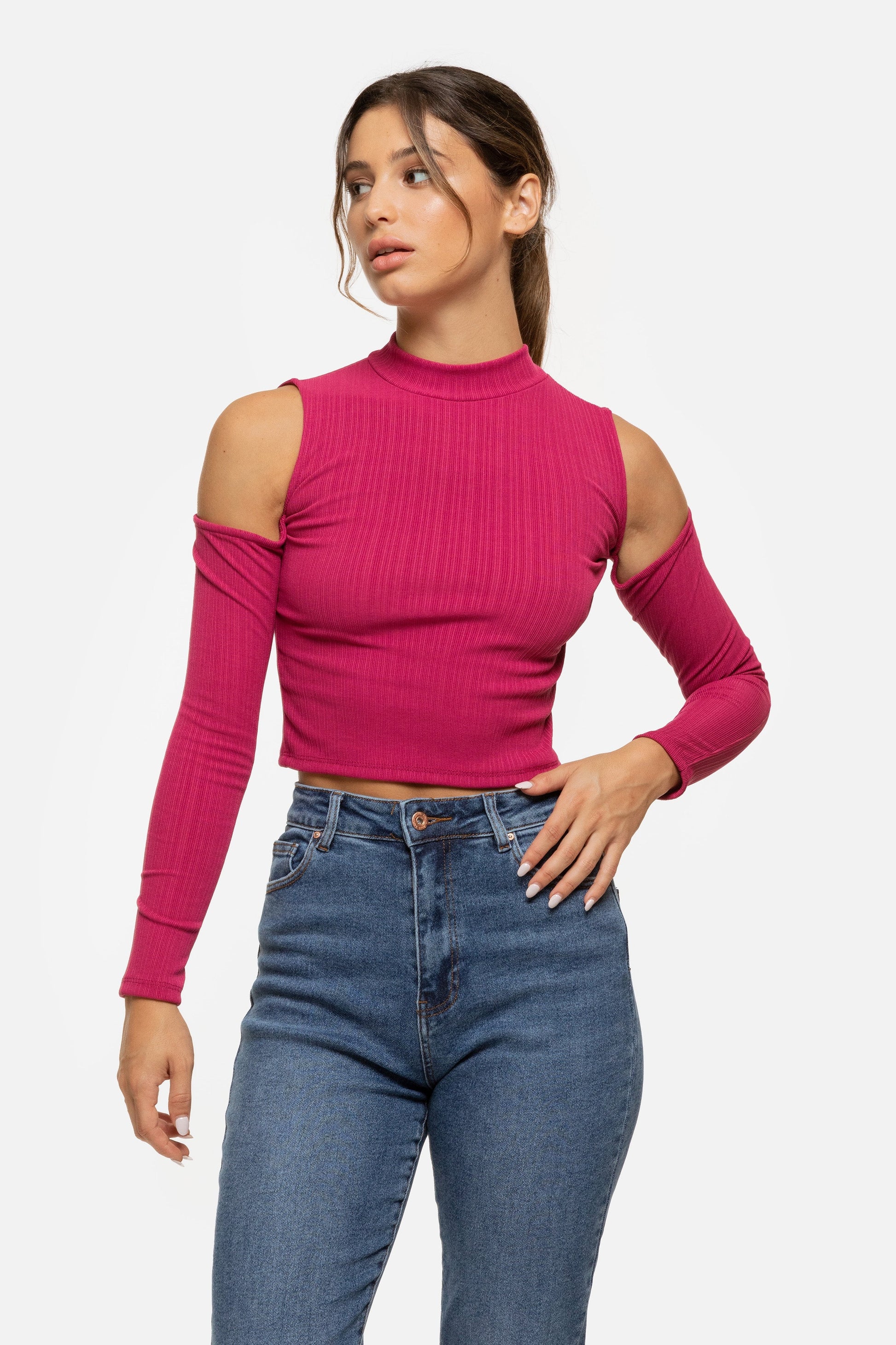 TOP  CUT OUT