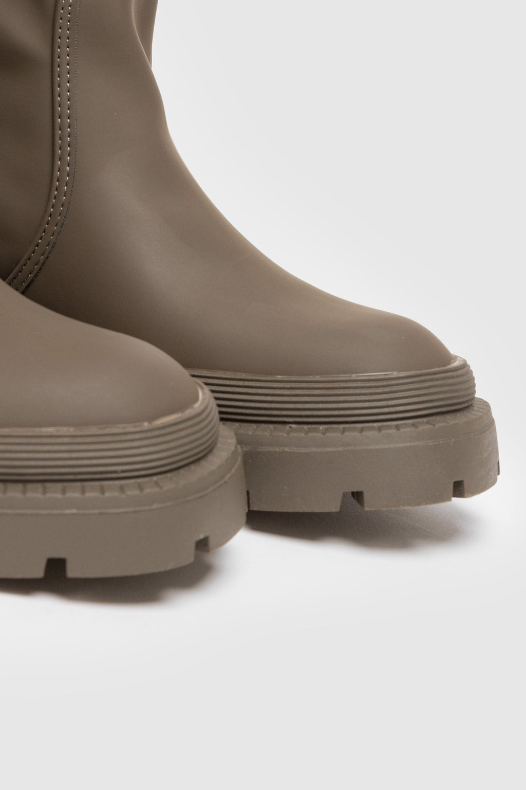 BOTA  TRACK