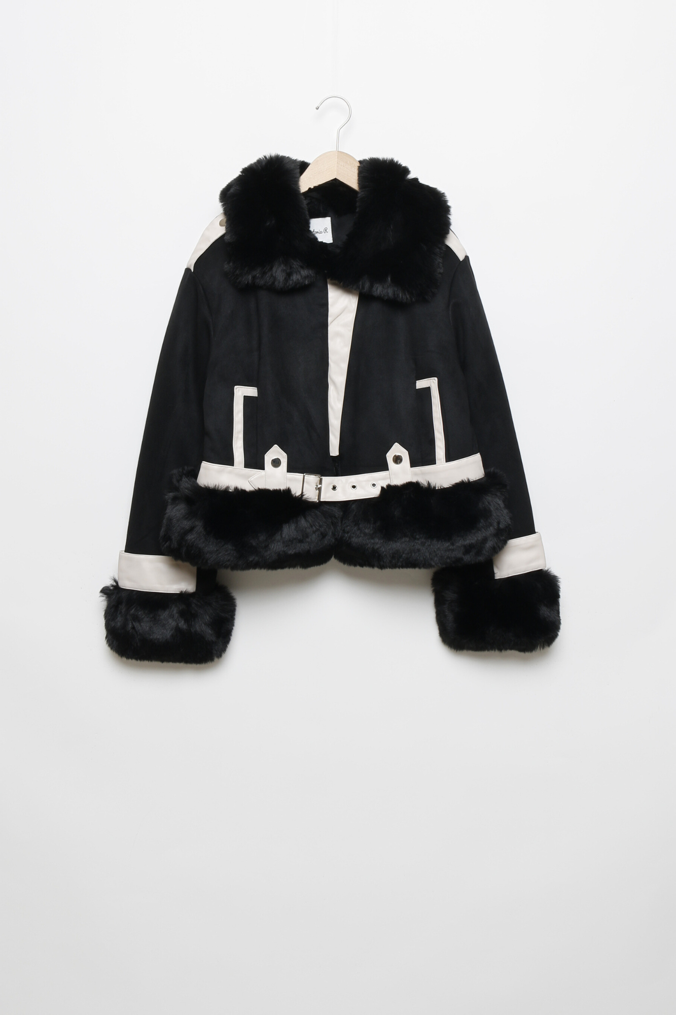 CHAQUETA VICTORIA CAZADORA