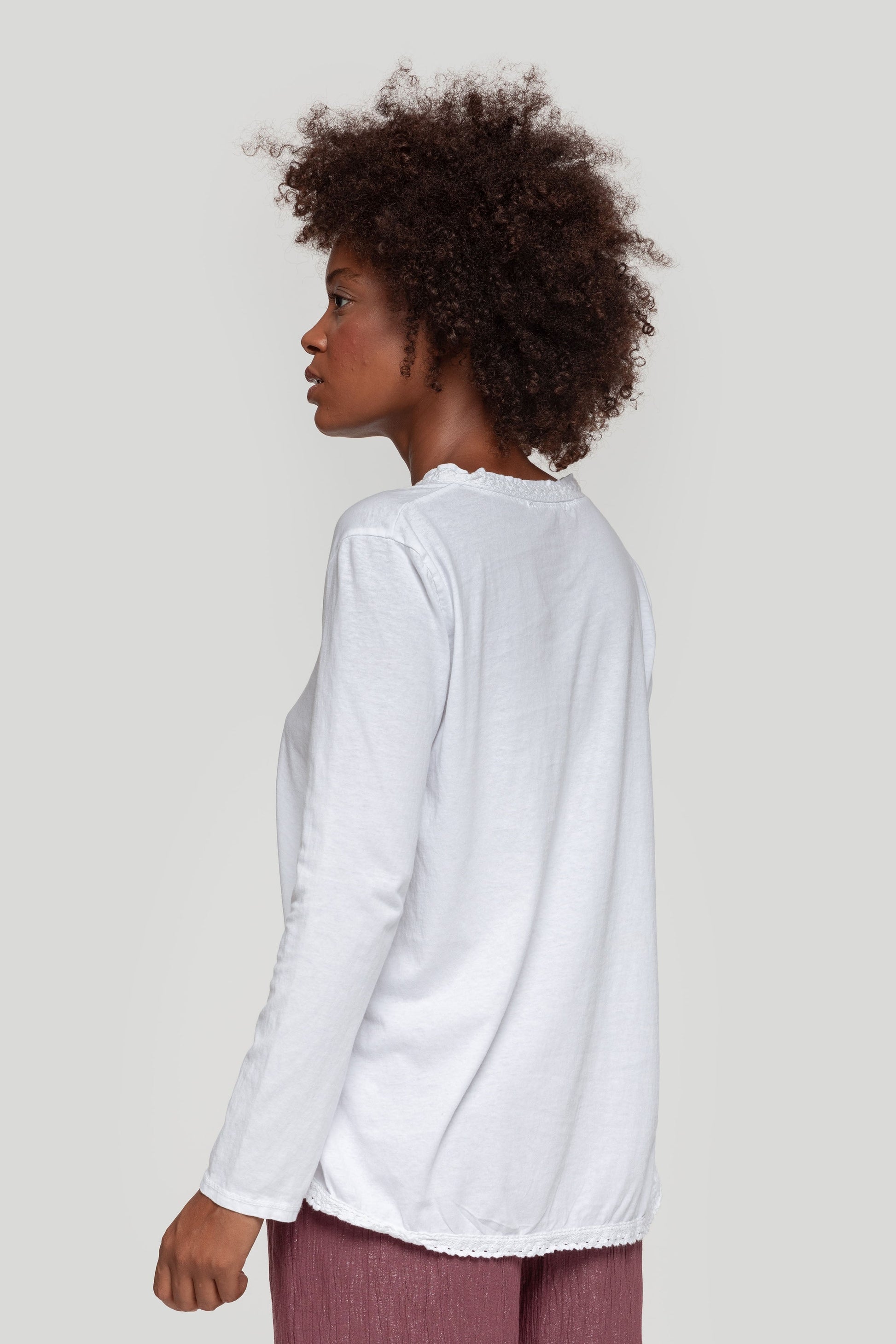 CAMISETA  BOTONES