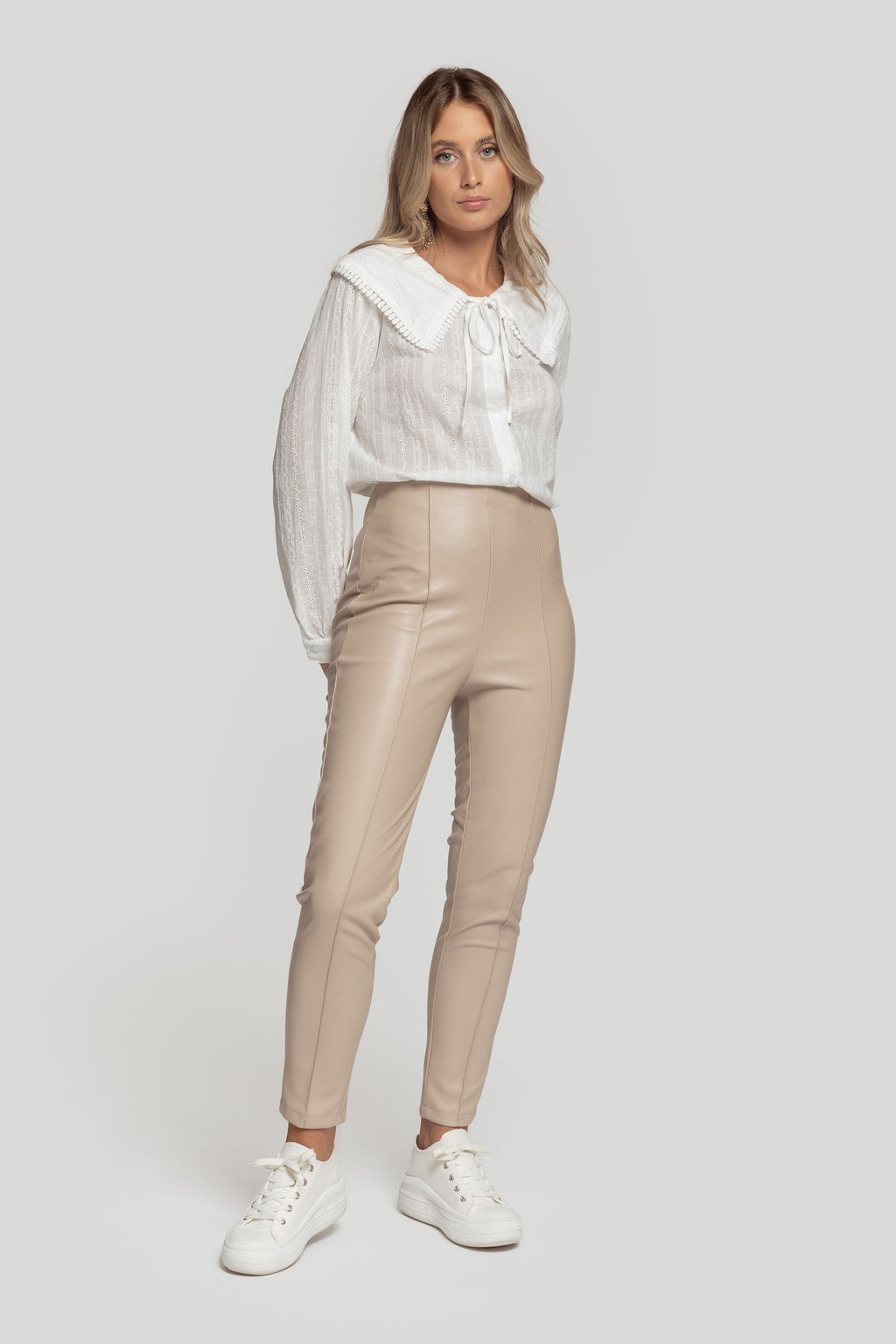PANTALON  EFECTO PIEL