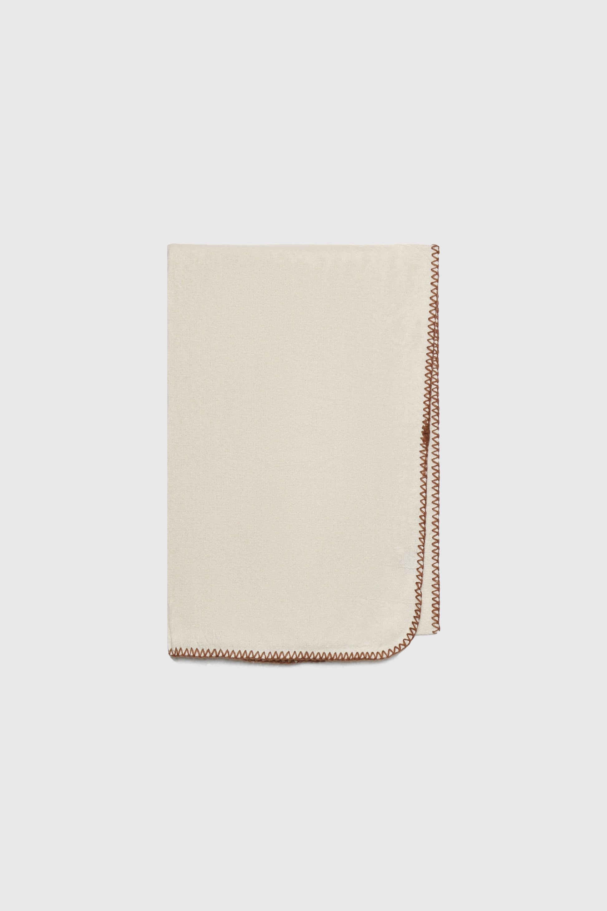 BUFANDA  BORDADOS