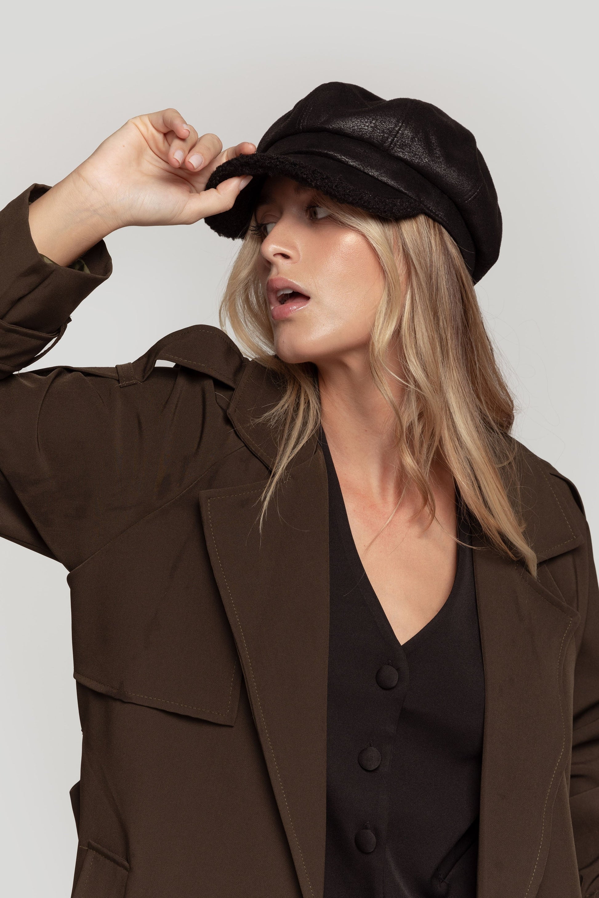 TRENCH  LARGO
