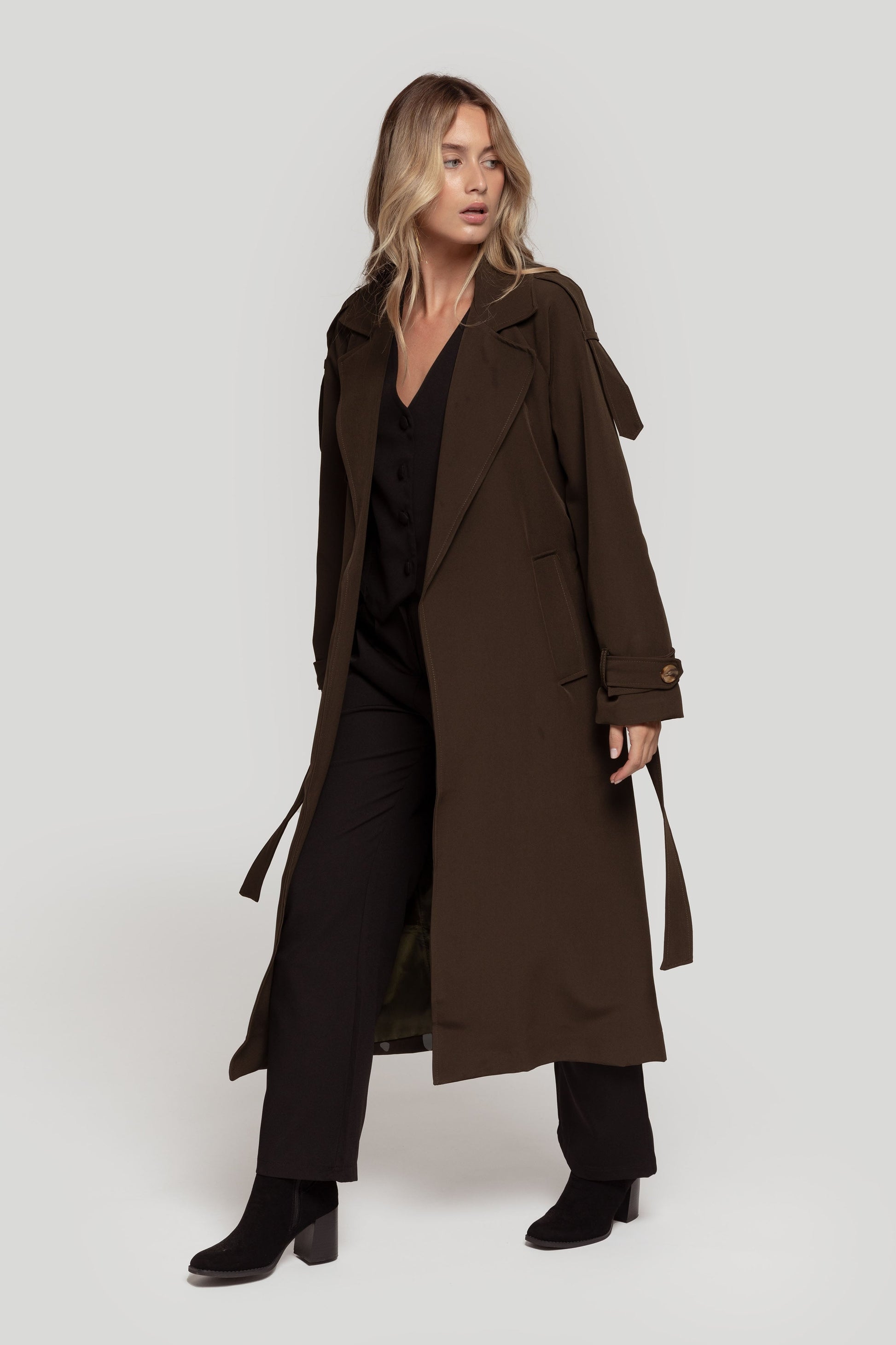TRENCH  LARGO