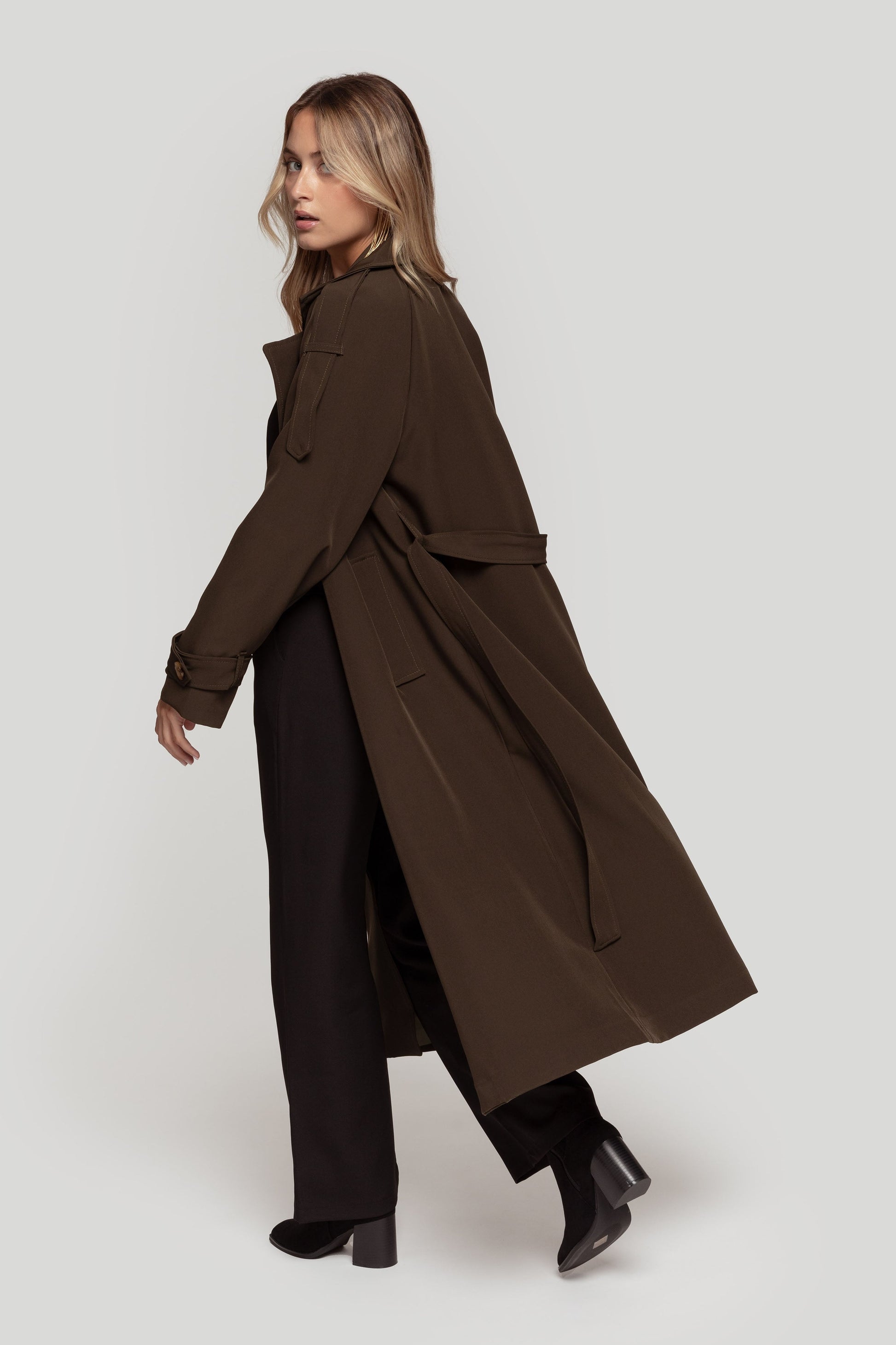 TRENCH  LARGO