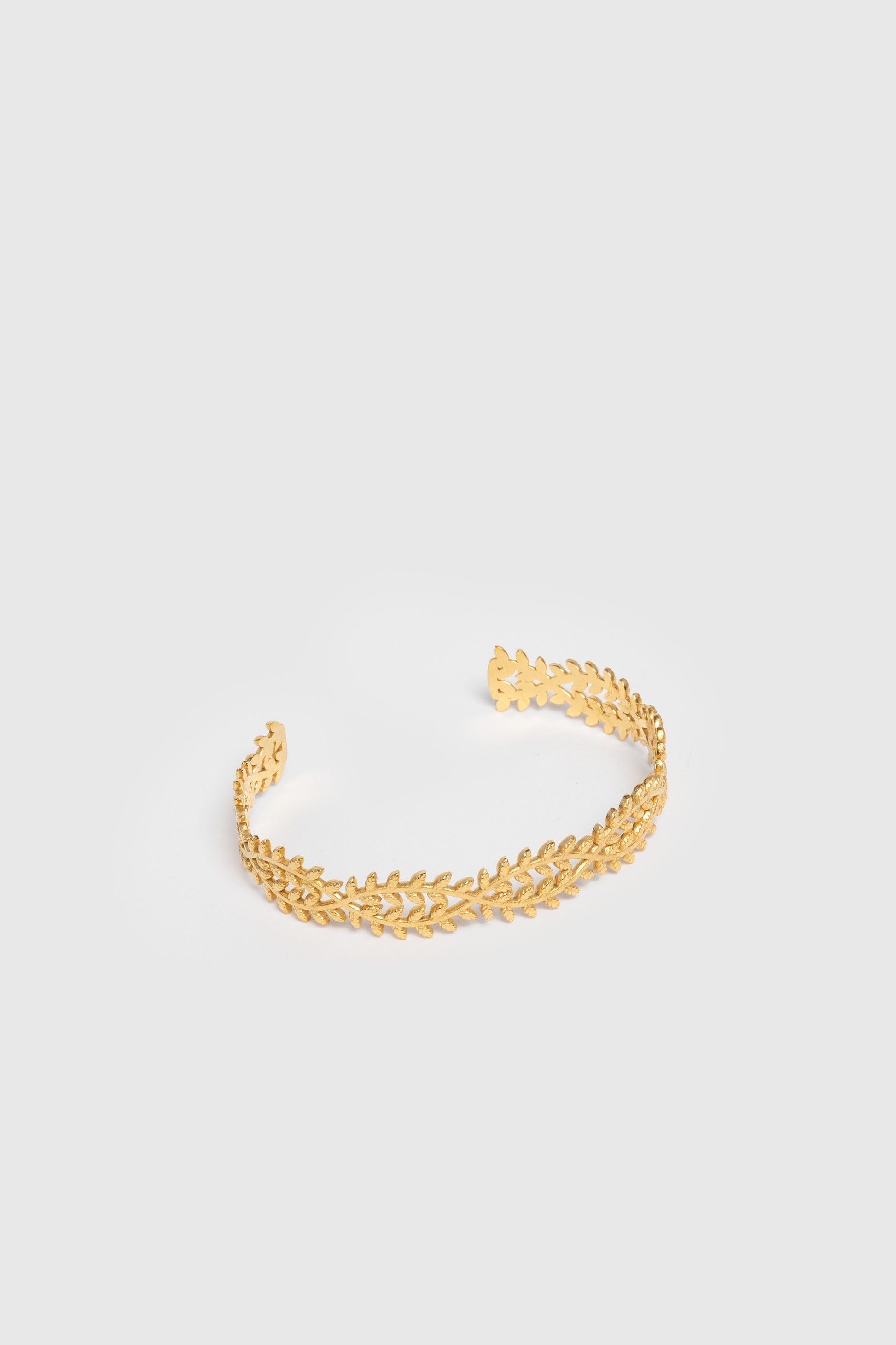 PULSERA  ENTRELAZADA