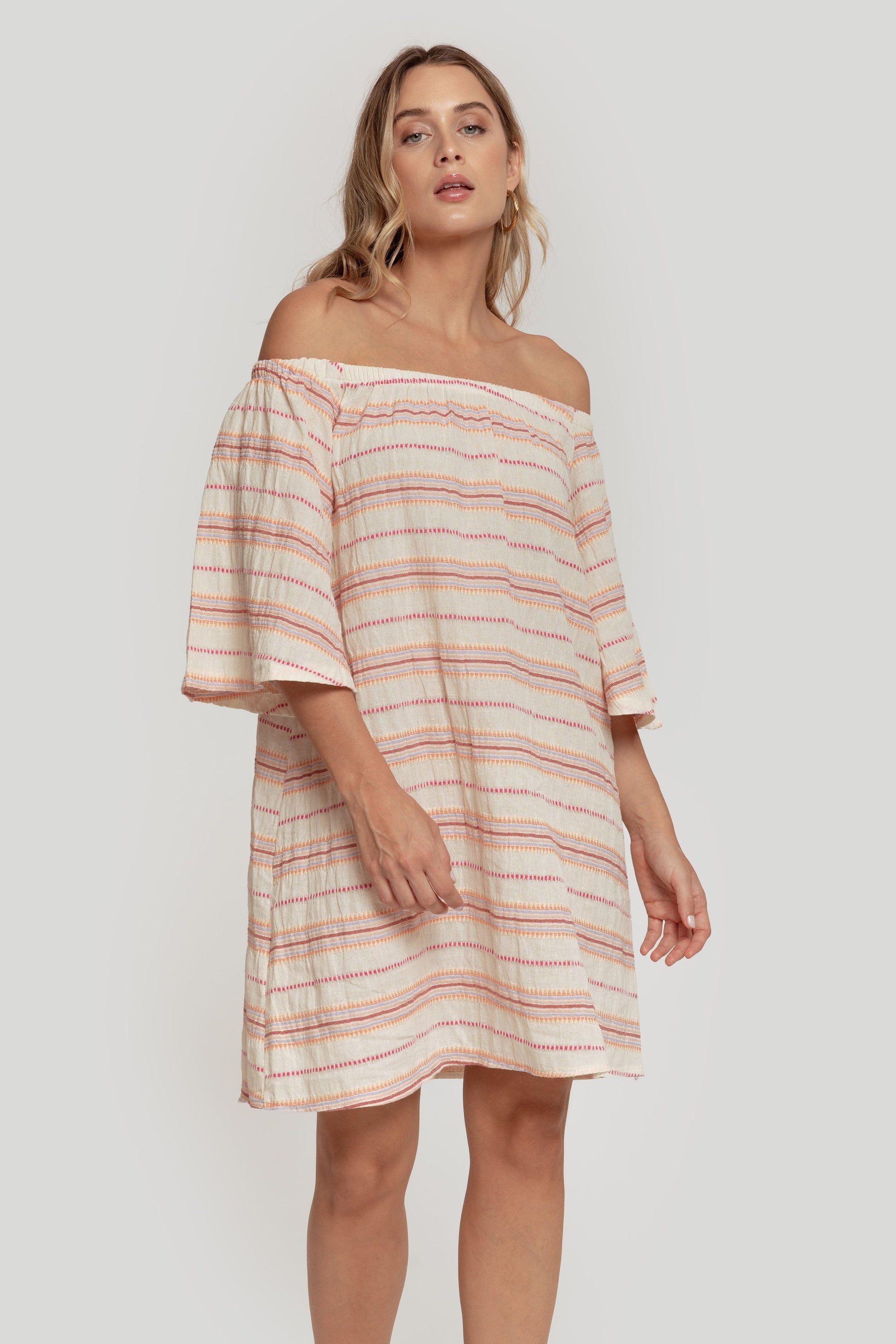 VESTIDO  BORDADOS