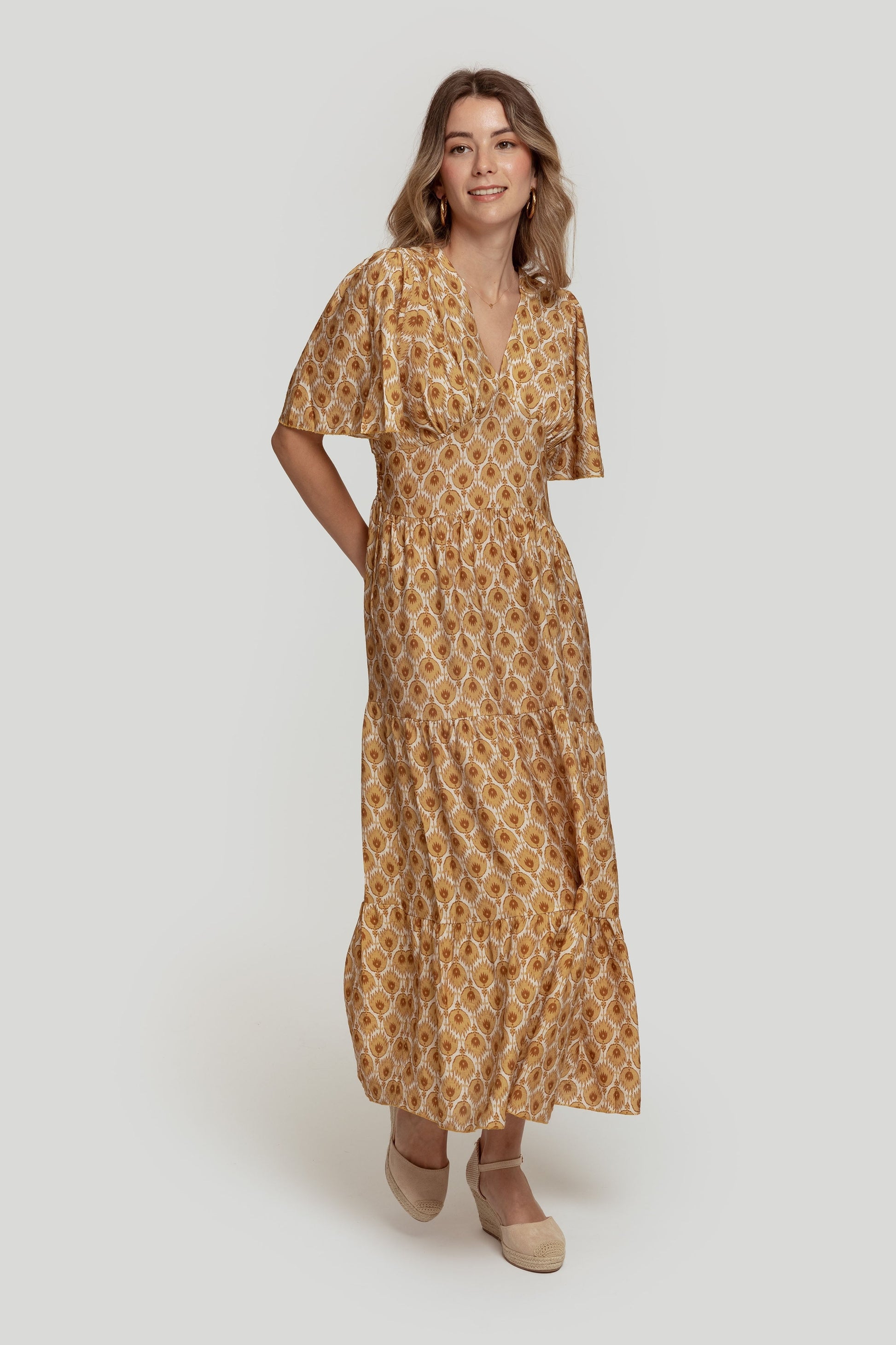 VESTIDO  CAPA