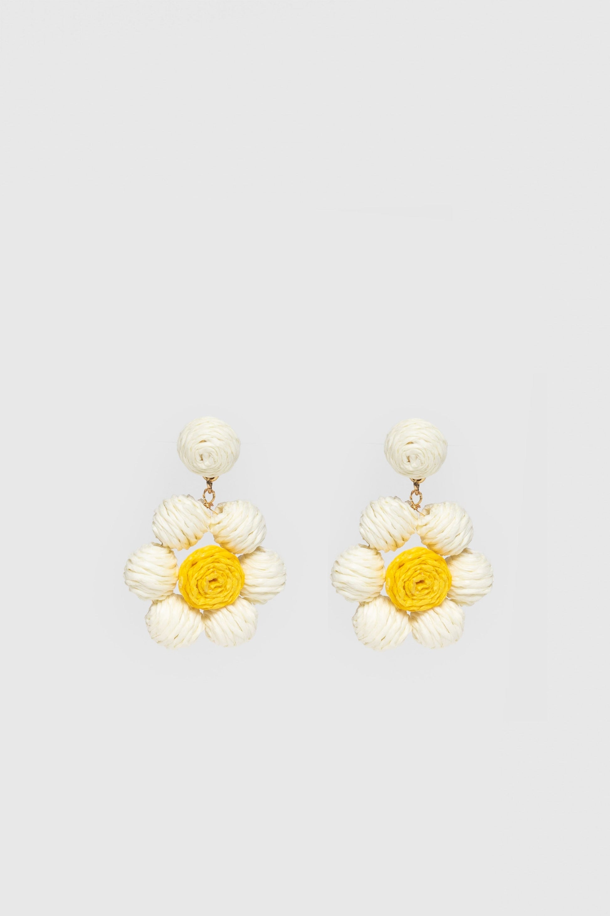 PENDIENTES RAFIA FLOR