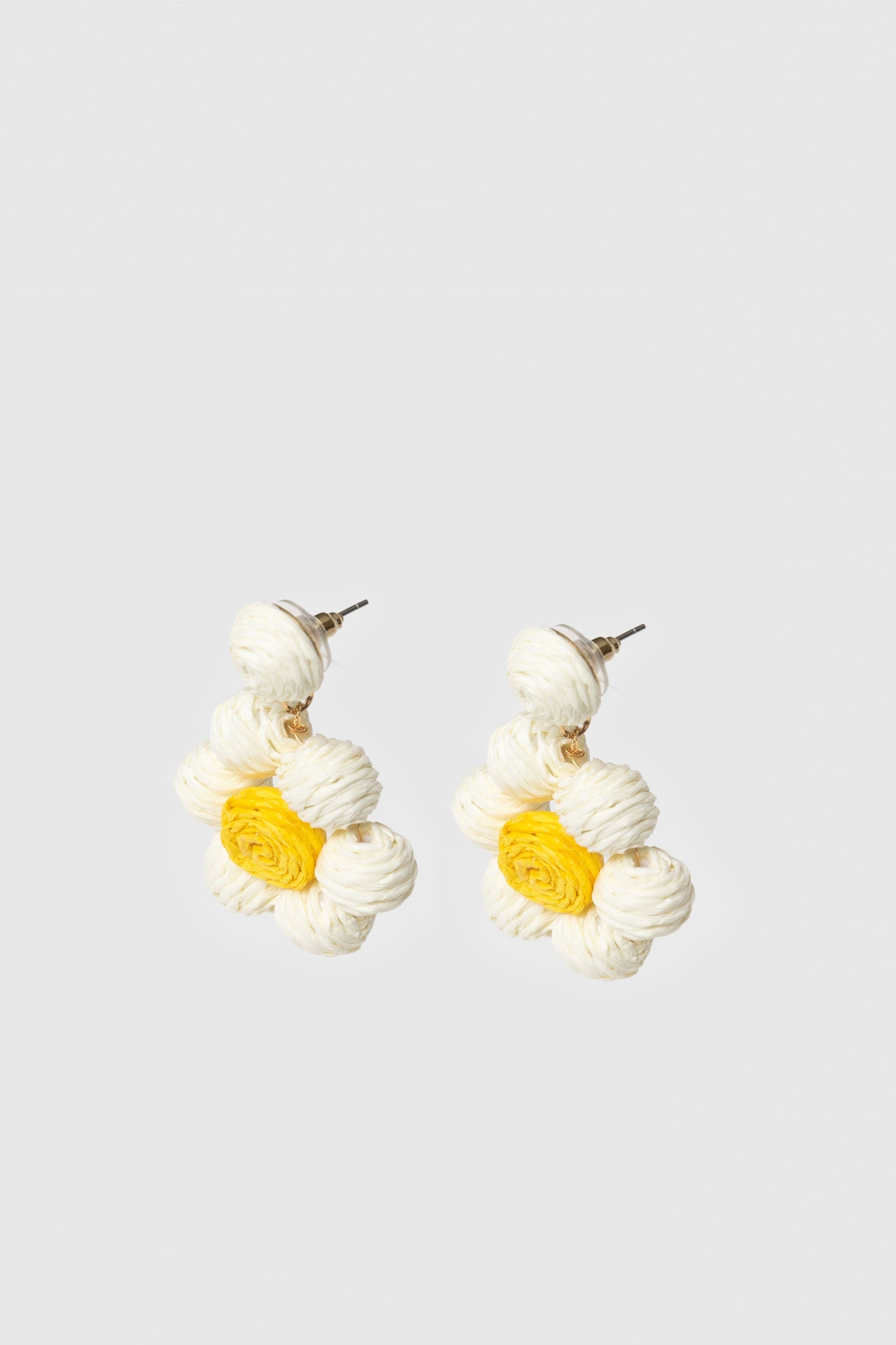 PENDIENTES RAFIA FLOR