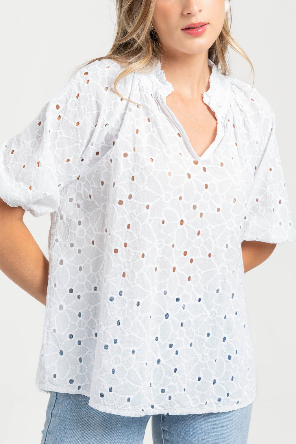 BLUSA  BORDADOS