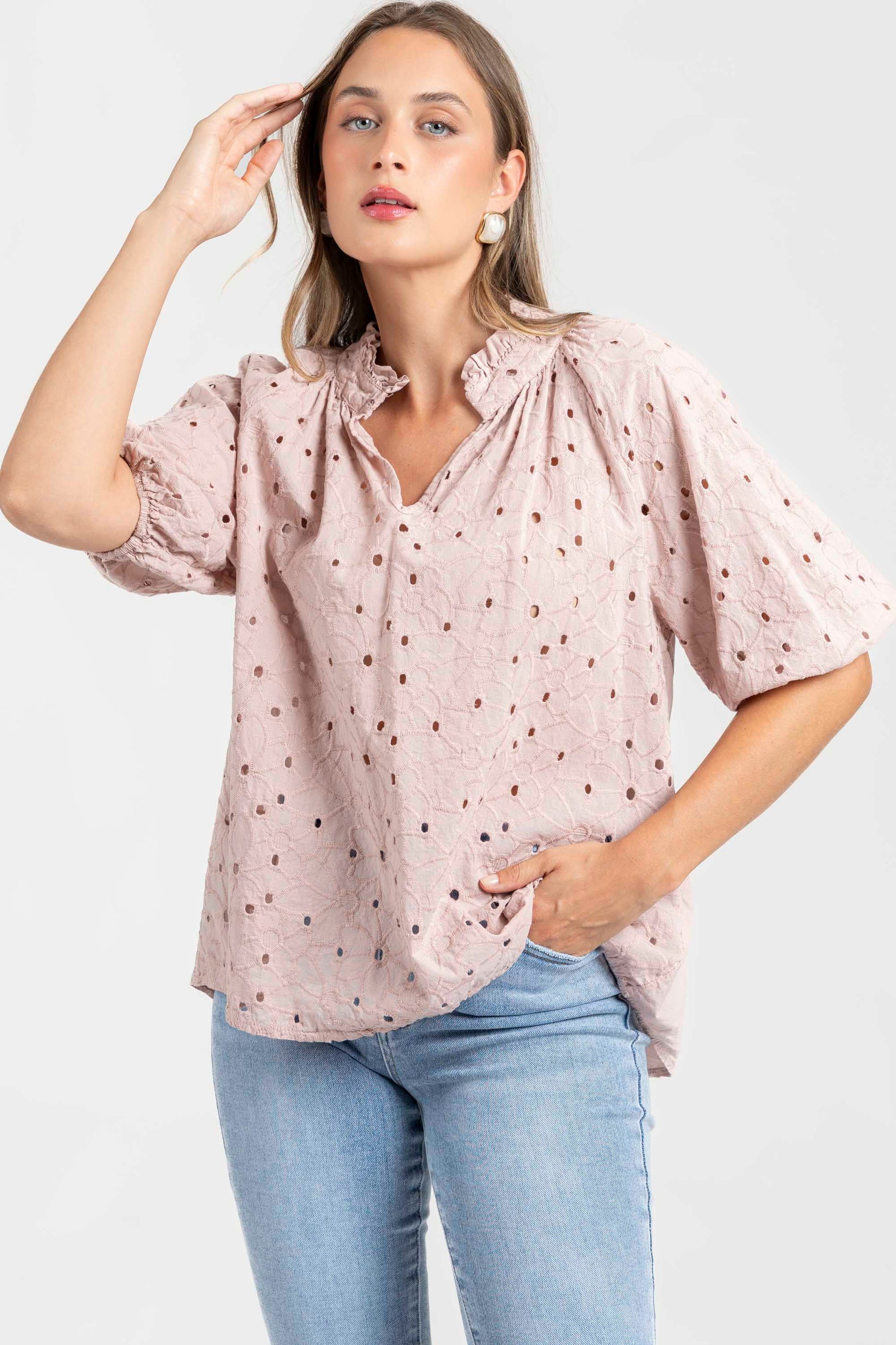 BLUSA  BORDADOS