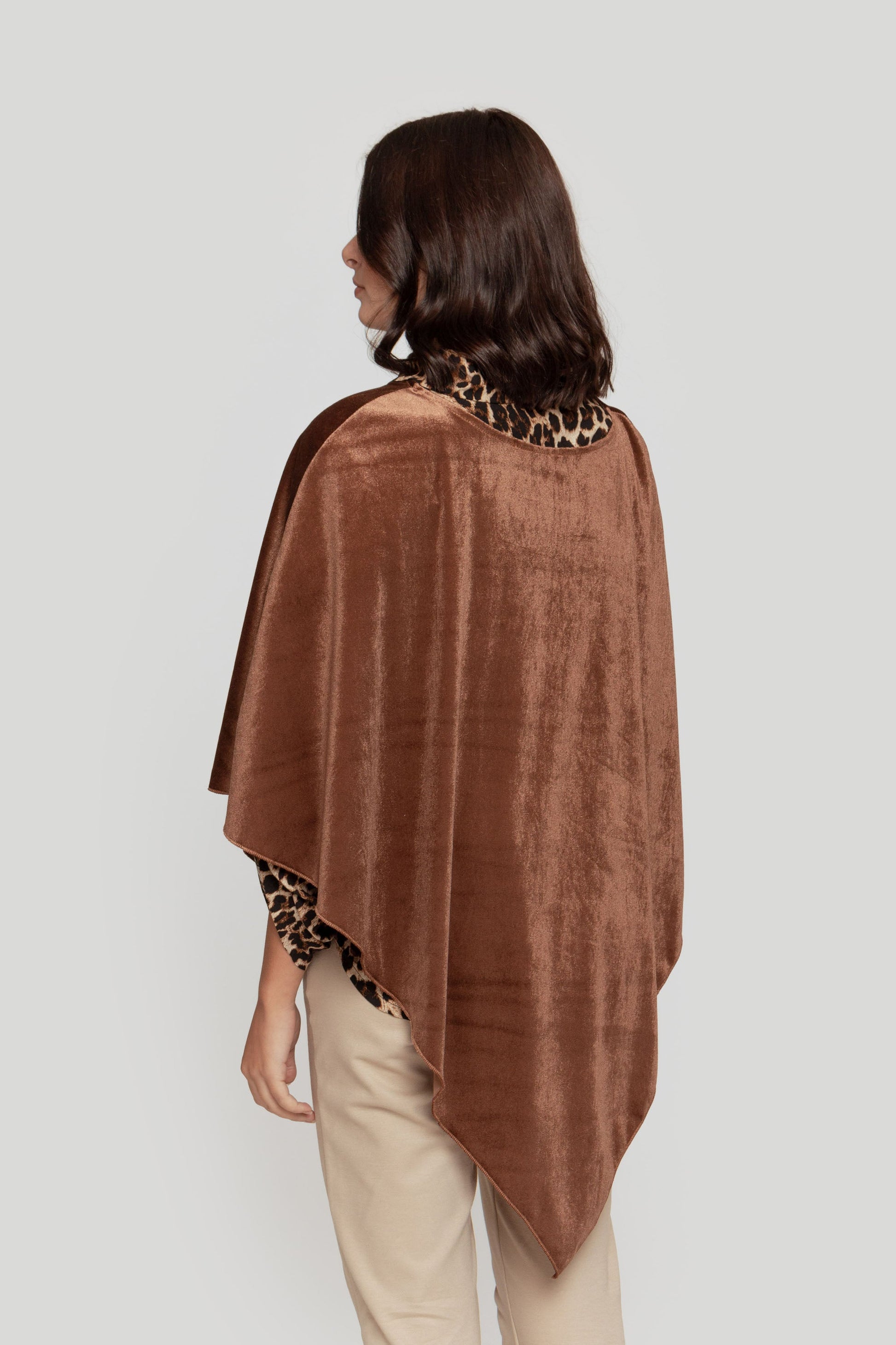 PONCHO  TERCIOPELO