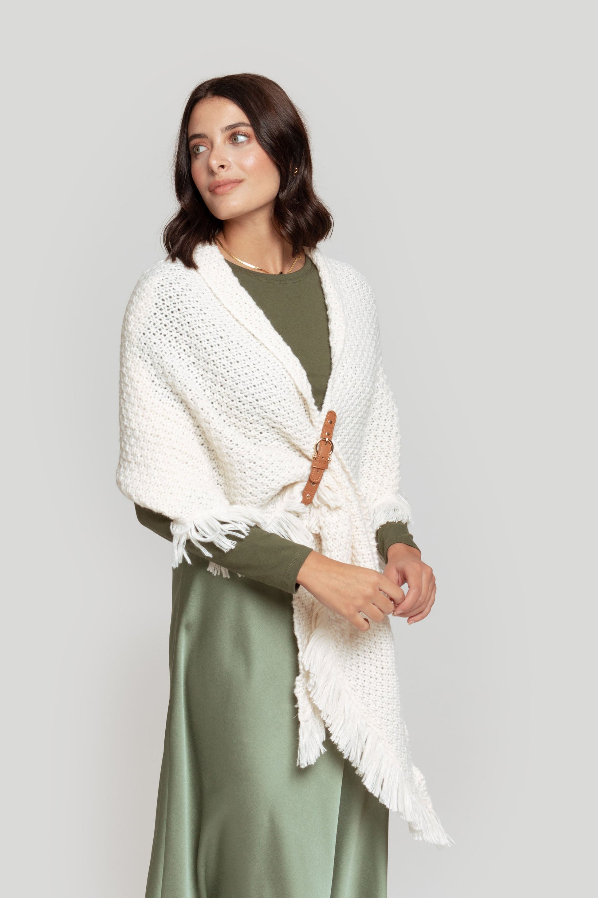 PONCHO  TRENZADO