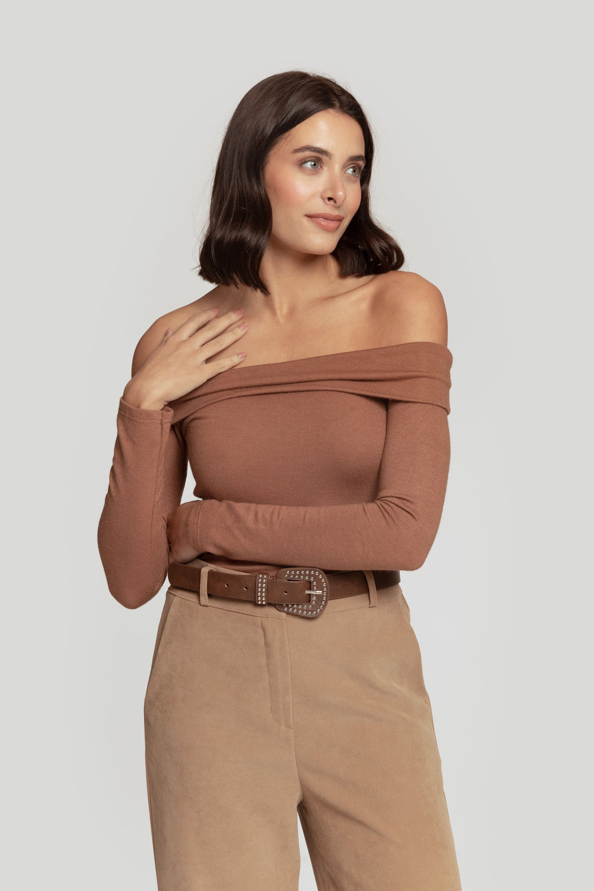 TOP  CROPPED