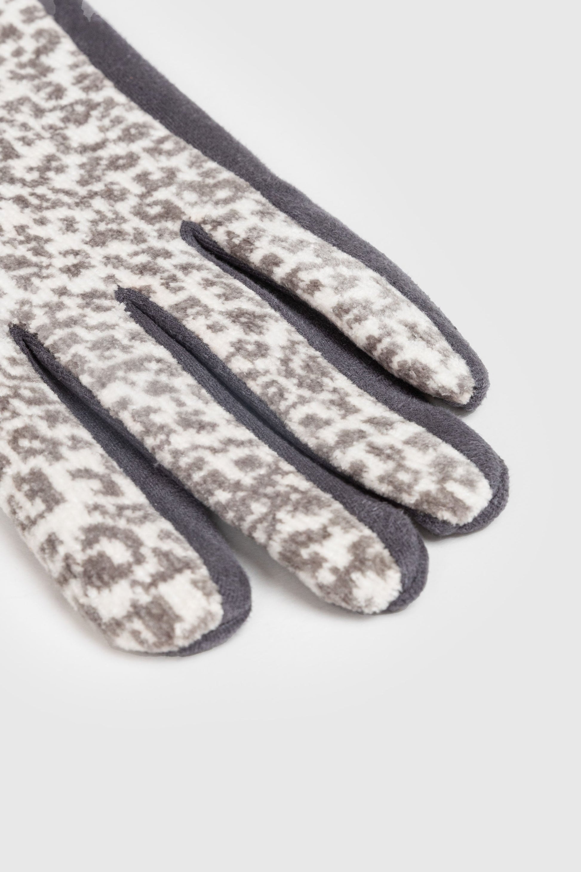 GUANTES  ESTAMPADO