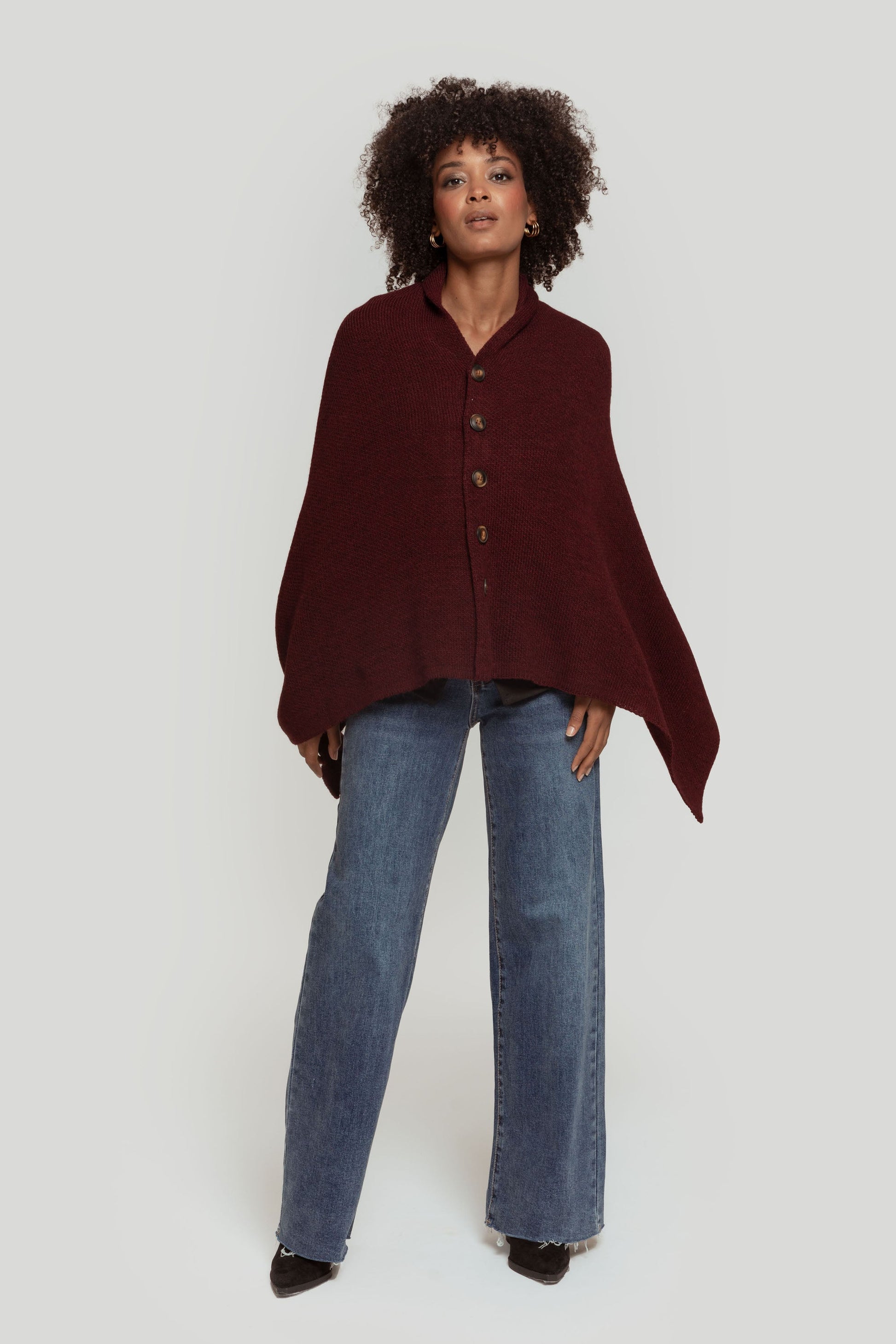 PONCHO  BOTONES