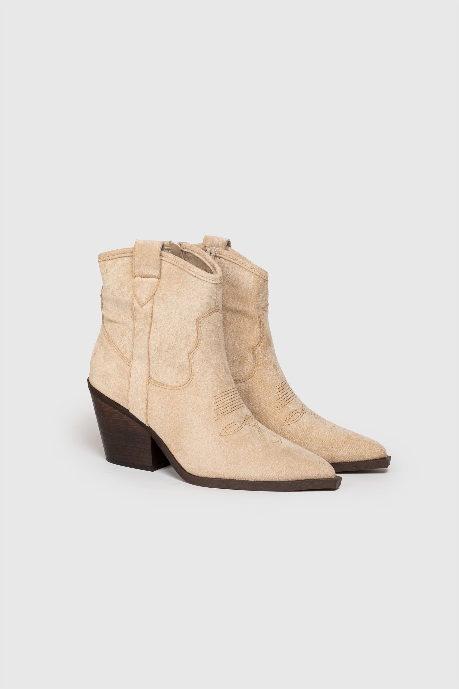 BOTIN COWBOY PUNTA