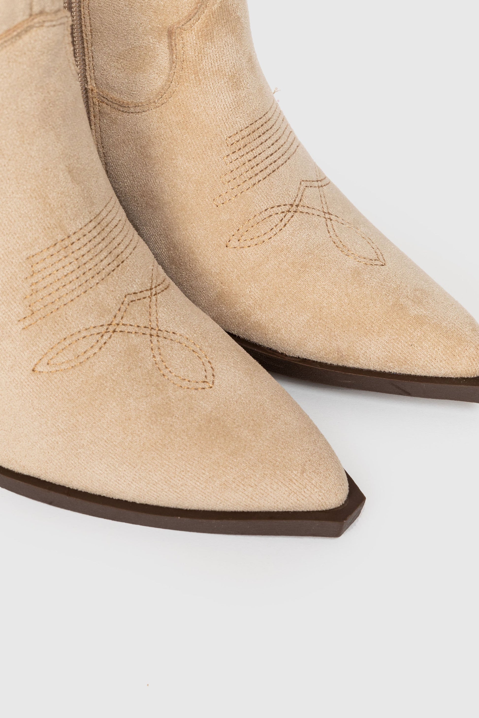 BOTIN COWBOY PUNTA