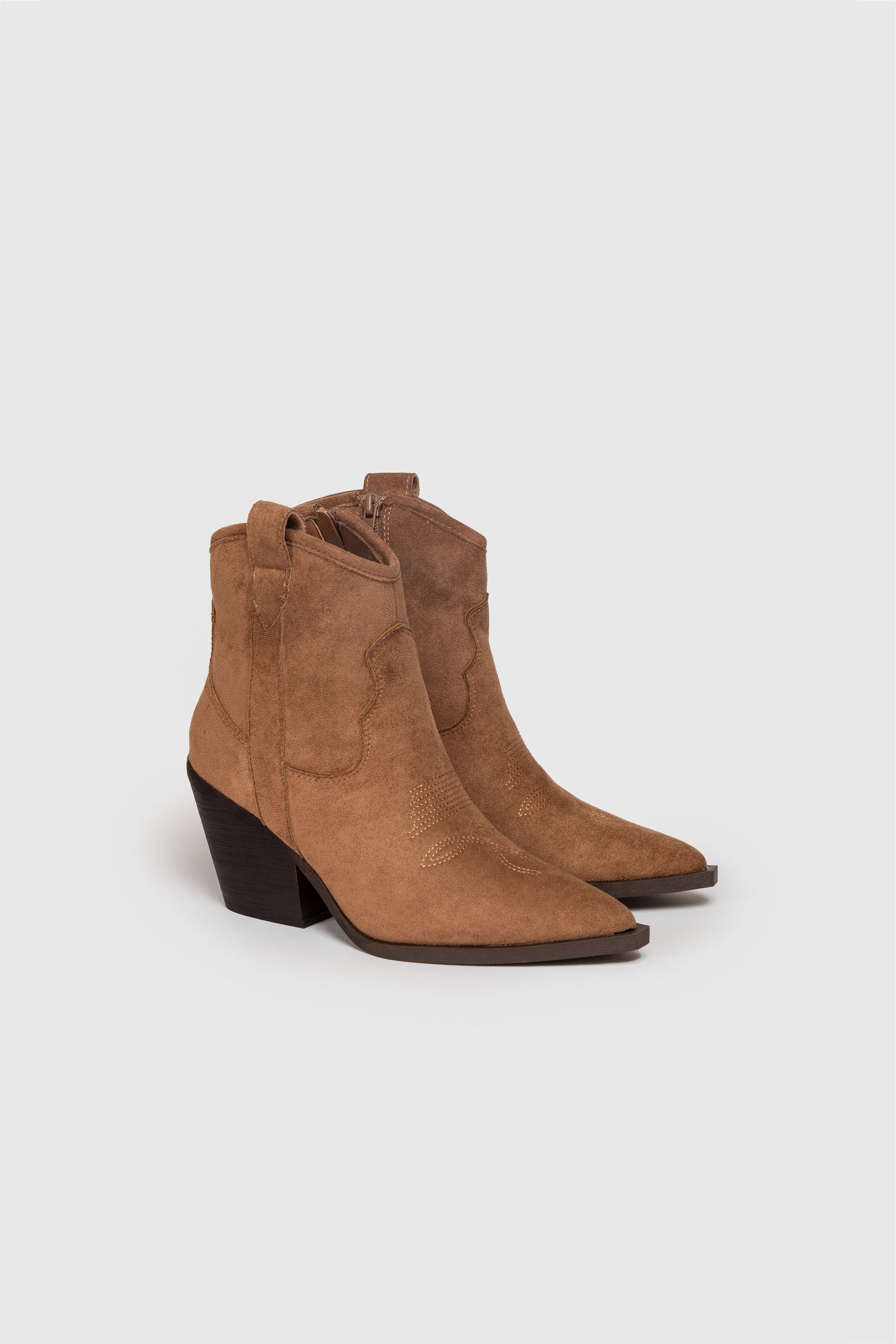 BOTIN COWBOY PUNTA