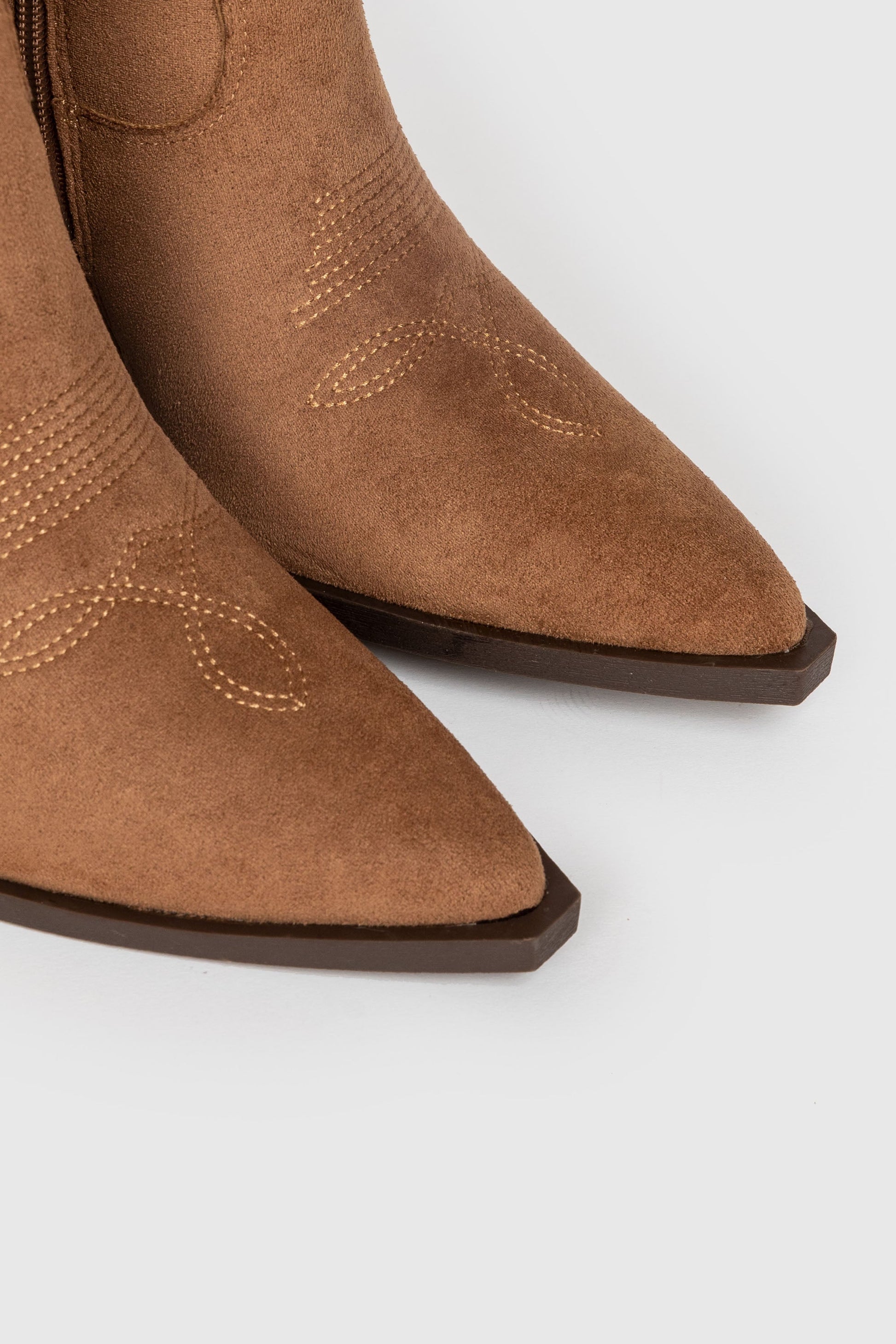 BOTIN COWBOY PUNTA
